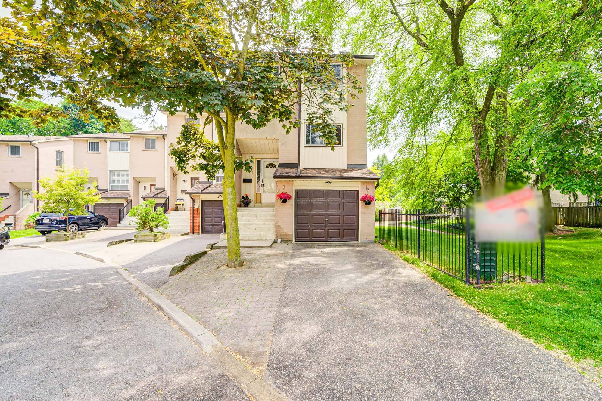 Toronto E10, ON M1E 3S3,25 Collinsgrove RD #109