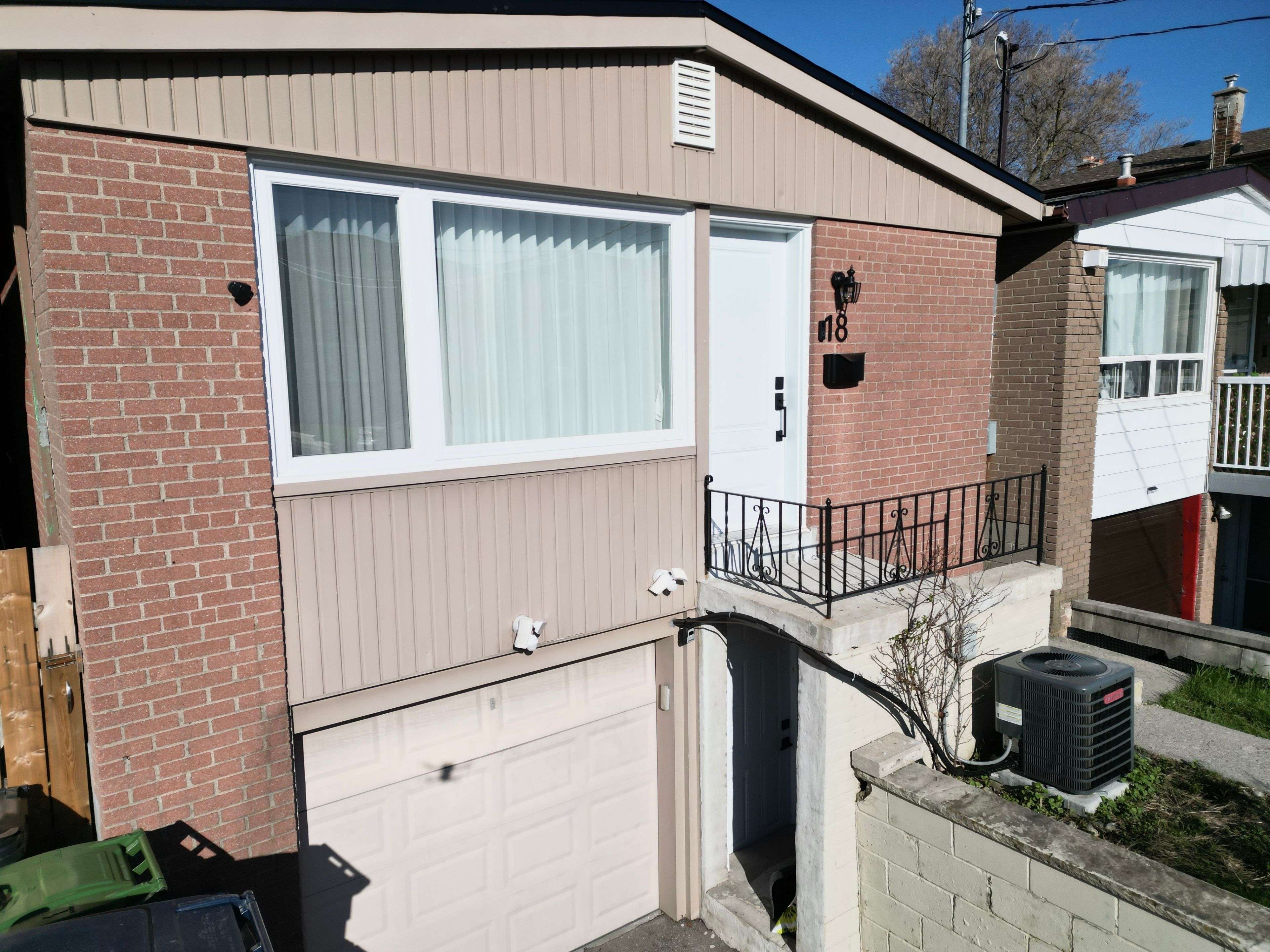 Toronto E04, ON M1K 3K1,18 Magnolia AVE #Bsmt