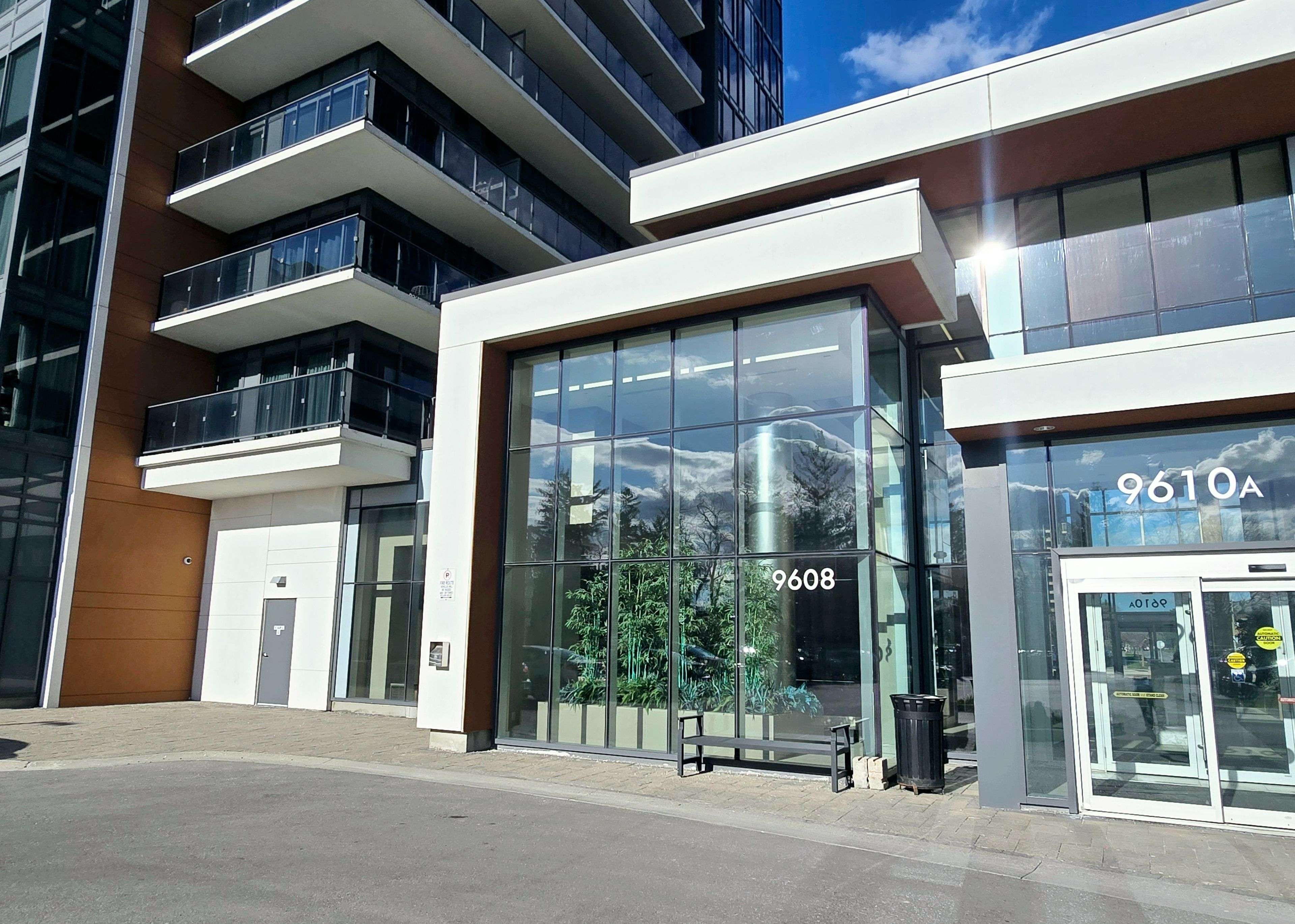Richmond Hill, ON L4C 0X4,9608 Yonge ST #1105A
