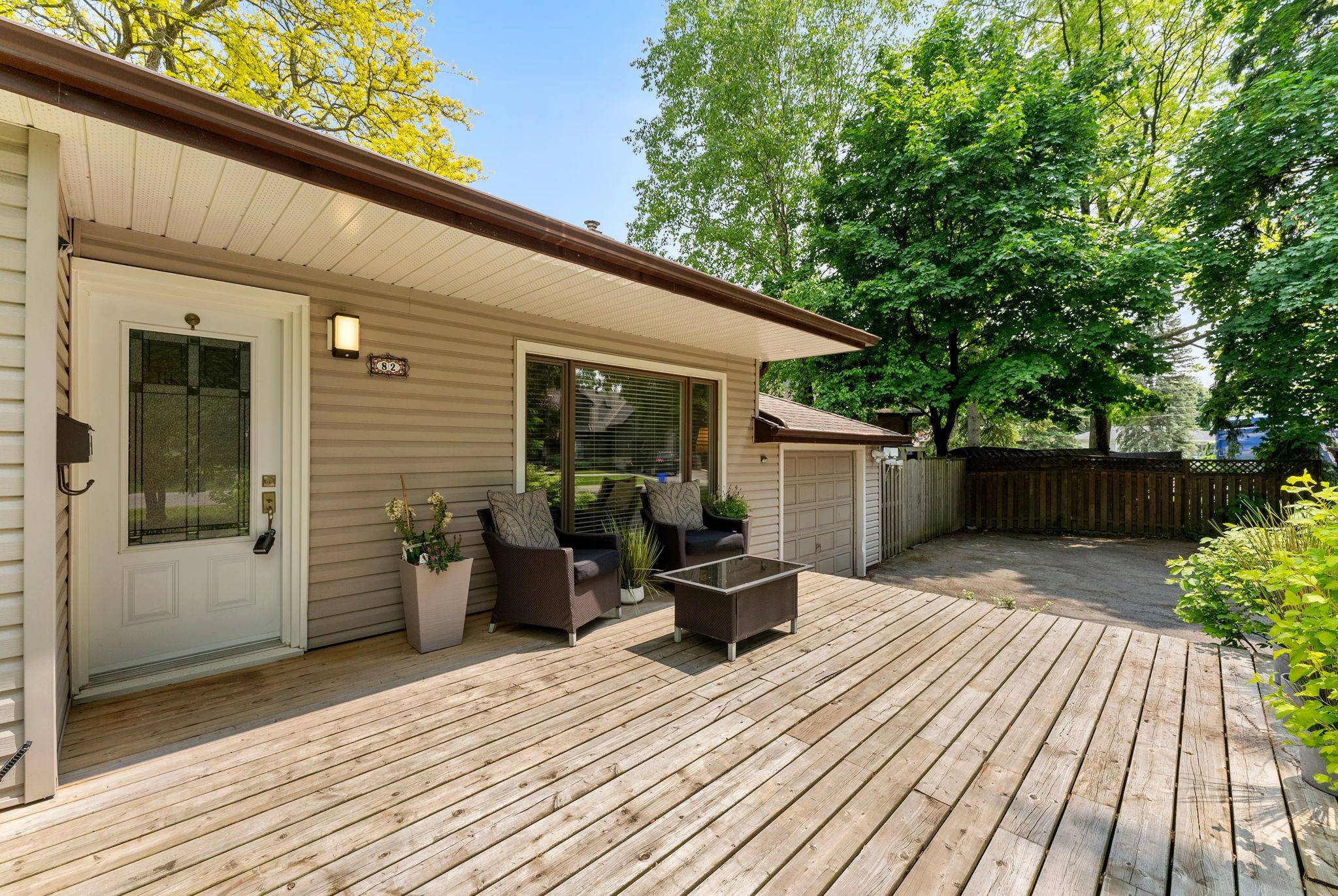 Hamilton, ON L9G 1R4,82 Gilbert AVE