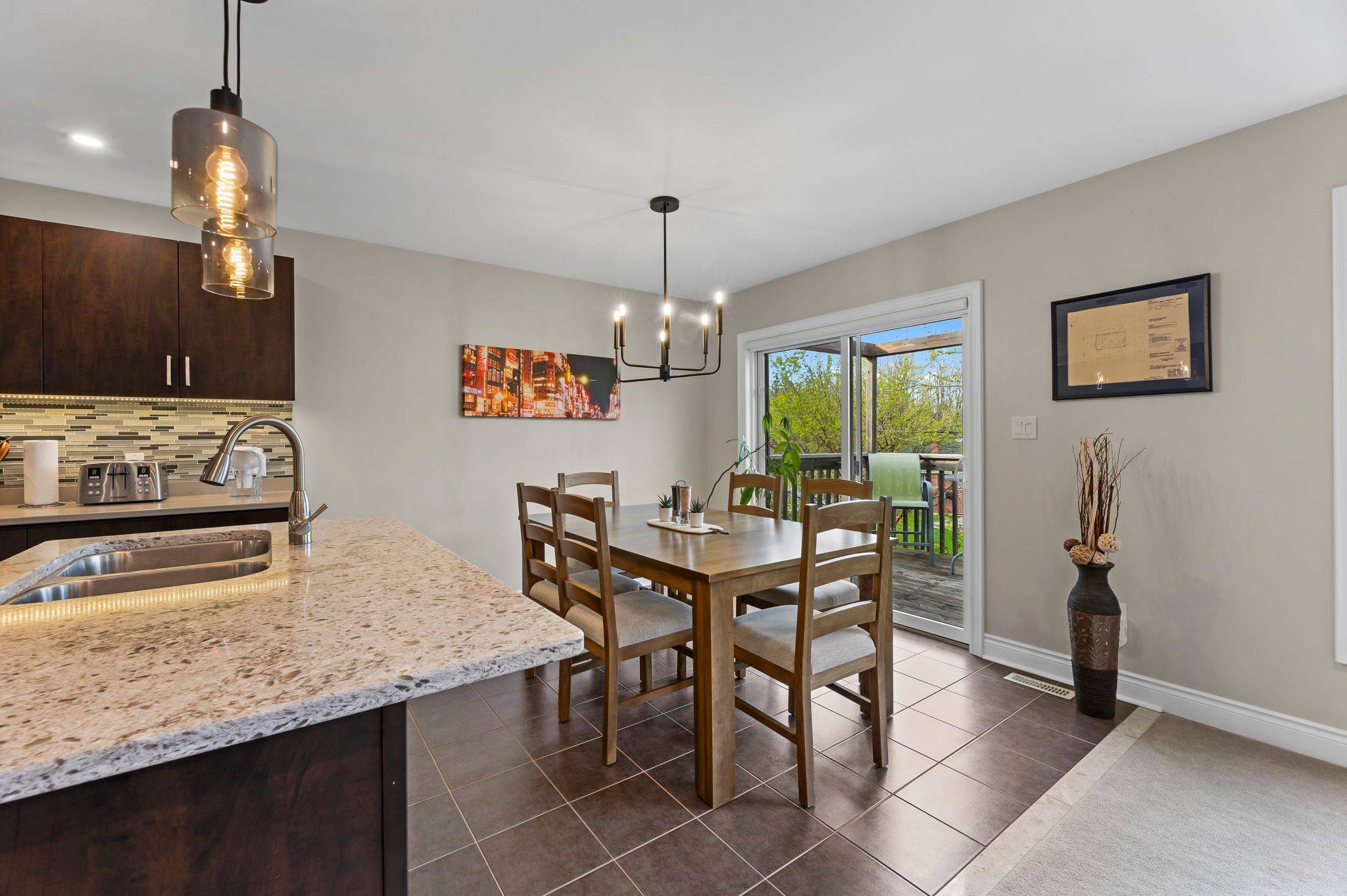 Peterborough North, ON K9H 0B8,104 Bowen DR