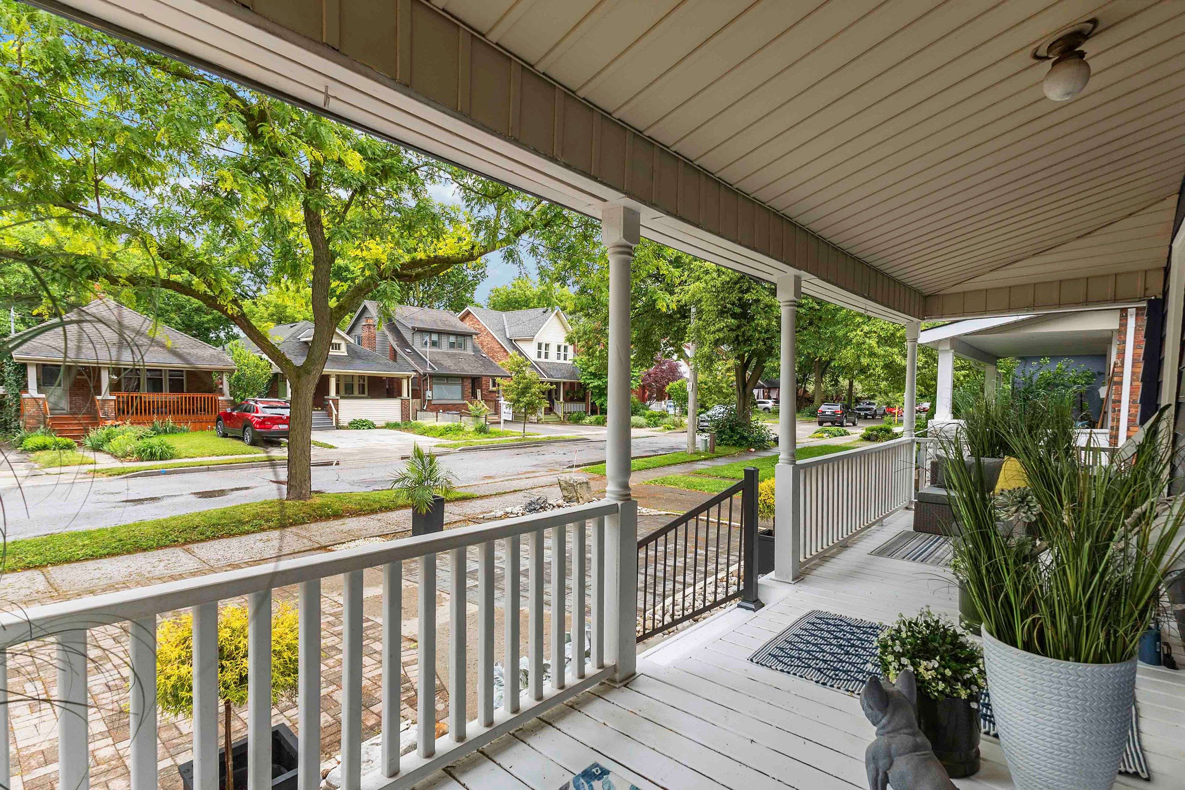 London East, ON N6B 2C6,594 Rosedale ST