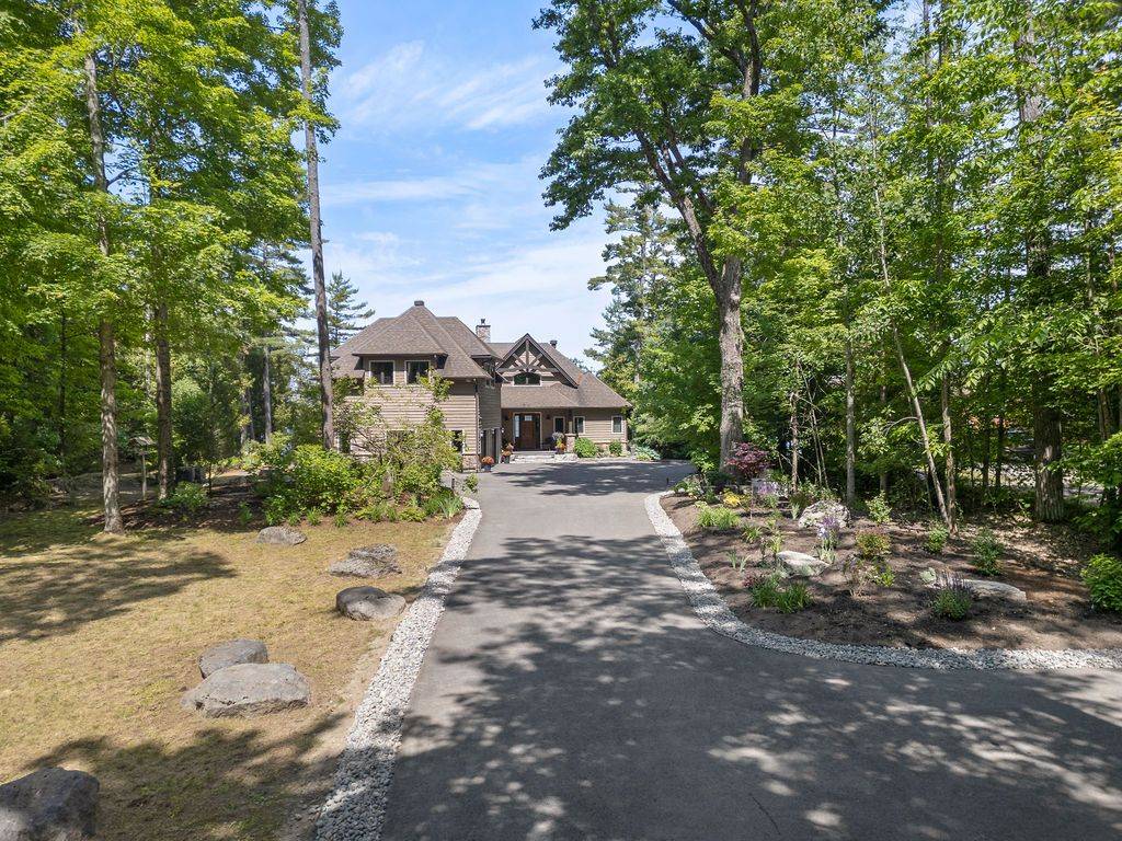 Douro-dummer, ON K0L 2H0,732 Birchview RD