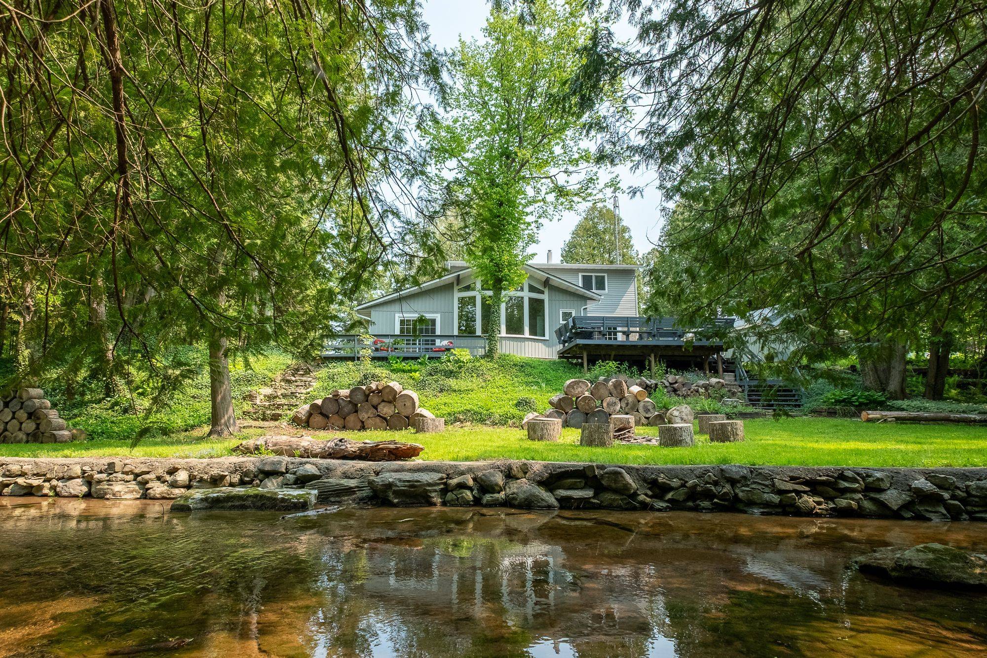 South Bruce Peninsula, ON N0H 2T0,19 & 23 Front ST