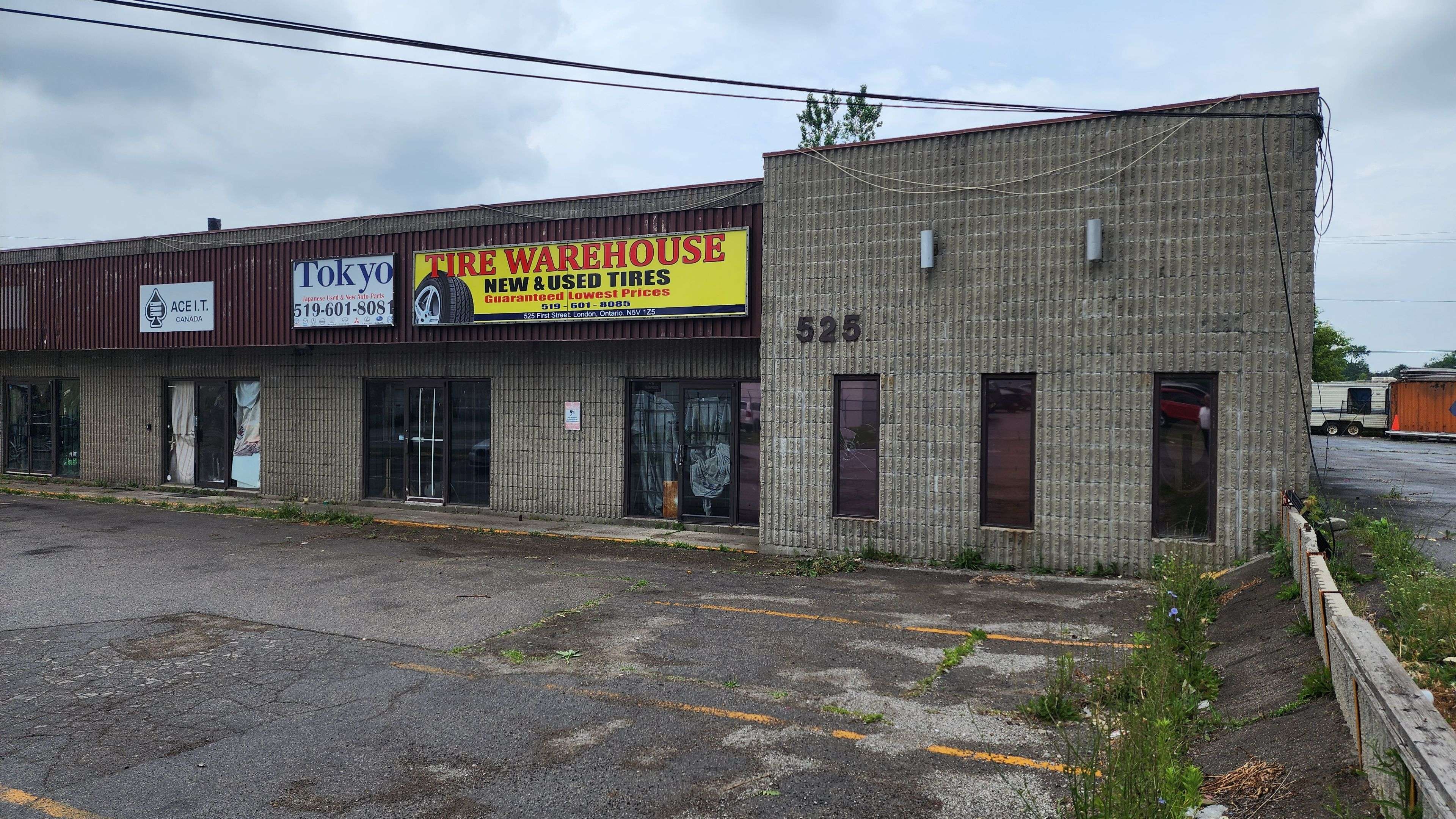 London East, ON N5V 1Z5,525 First ST #7 & 8