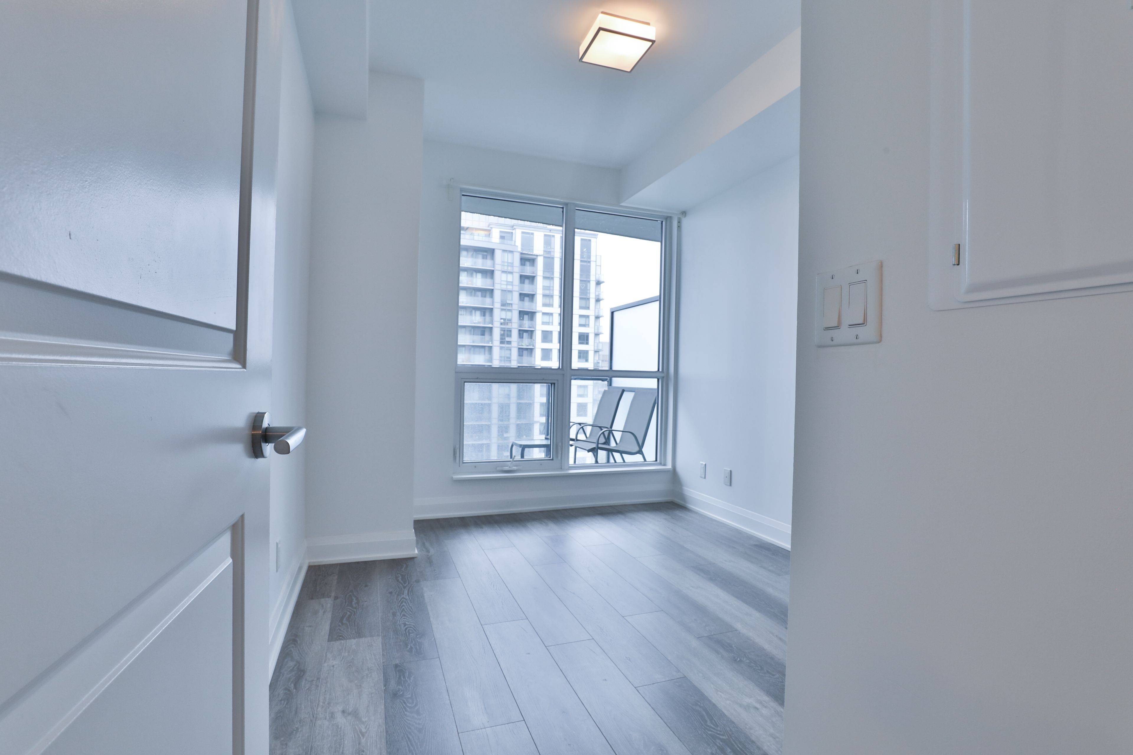 Toronto E05, ON M1T 0A5,195 Bonis AVE #1213
