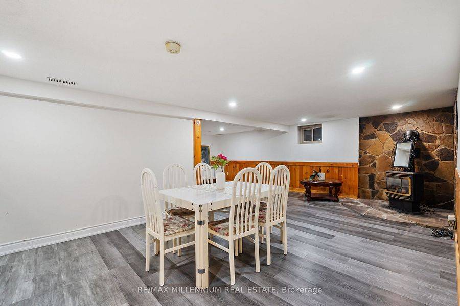 Innisfil, ON L9H 2S8,759 Chestnut ST
