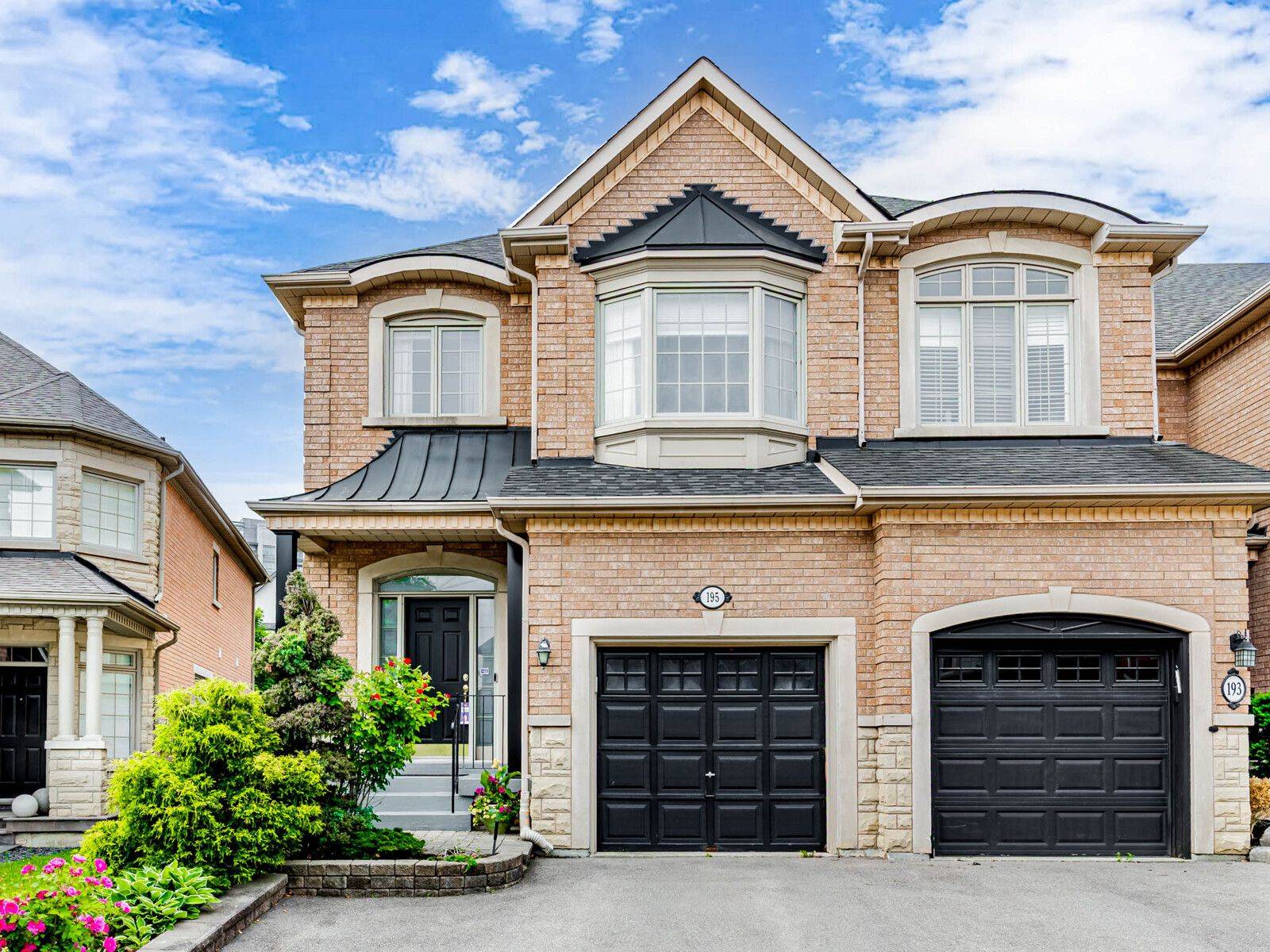 Vaughan, ON L4J 8N9,195 Kingsbridge CIR