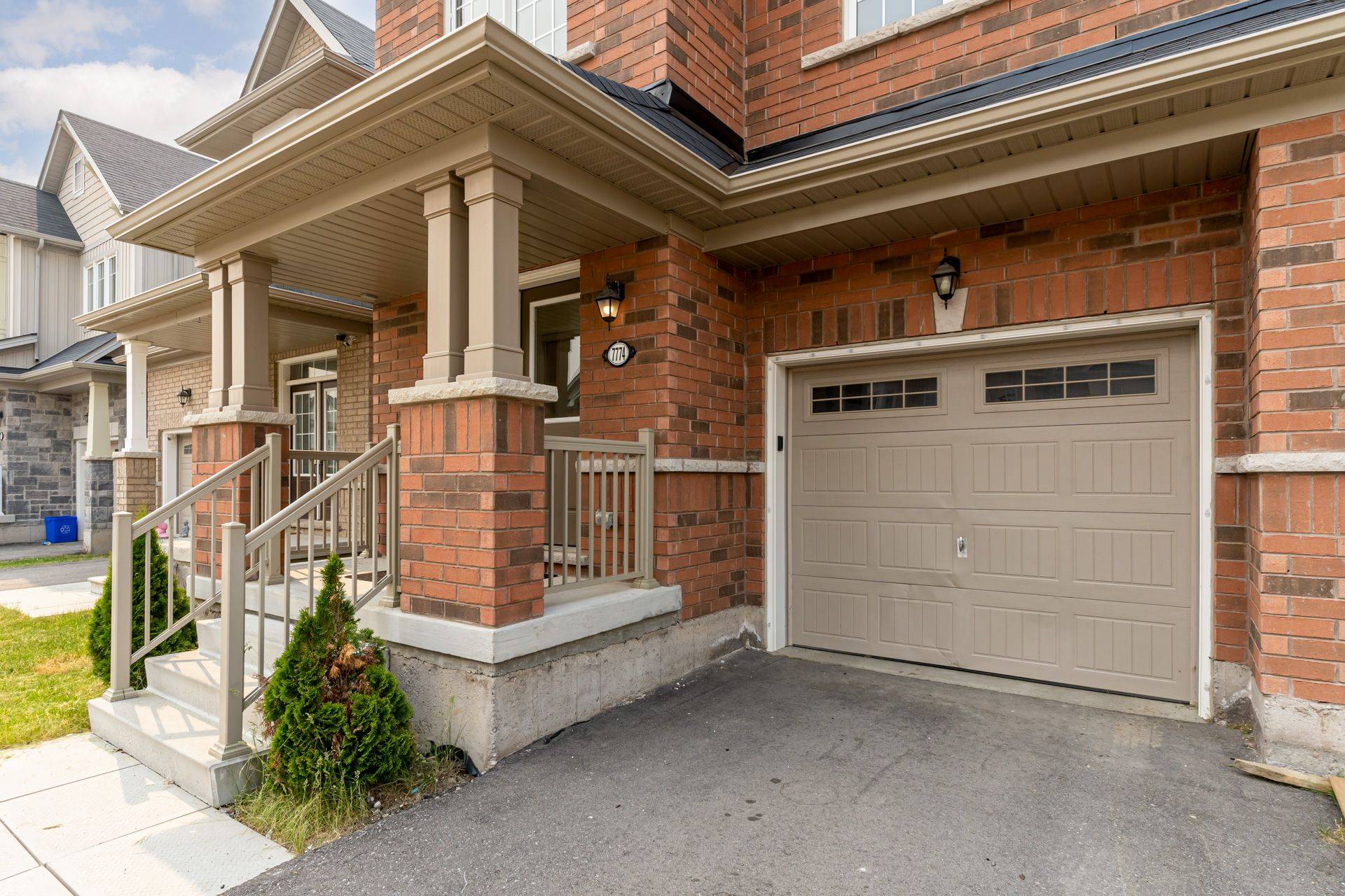 Niagara Falls, ON L2H 3R5,7774 Hackberry TRL