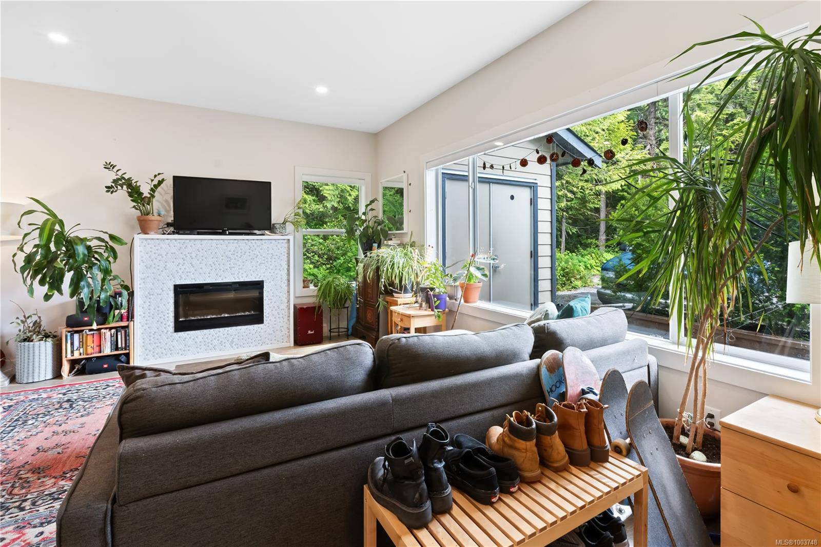 Tofino, BC V0R 2Z0,625 Hellesen Dr #19