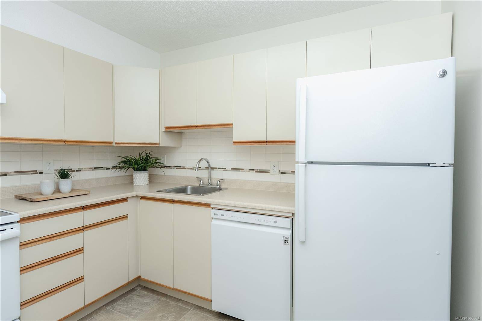 Nanaimo, BC V9V 1L9,6715 Dover Rd #410