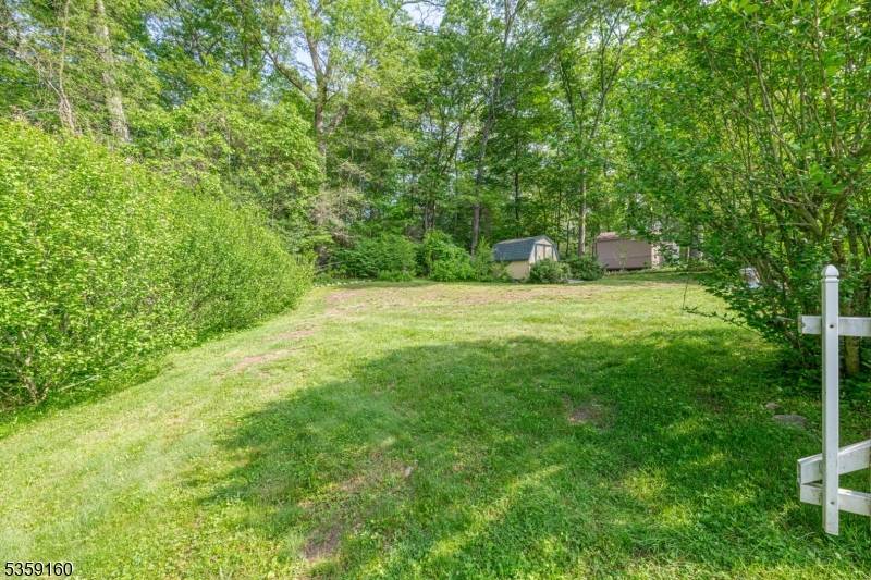 Jefferson Twp., NJ 07438,12 Pecan Ln