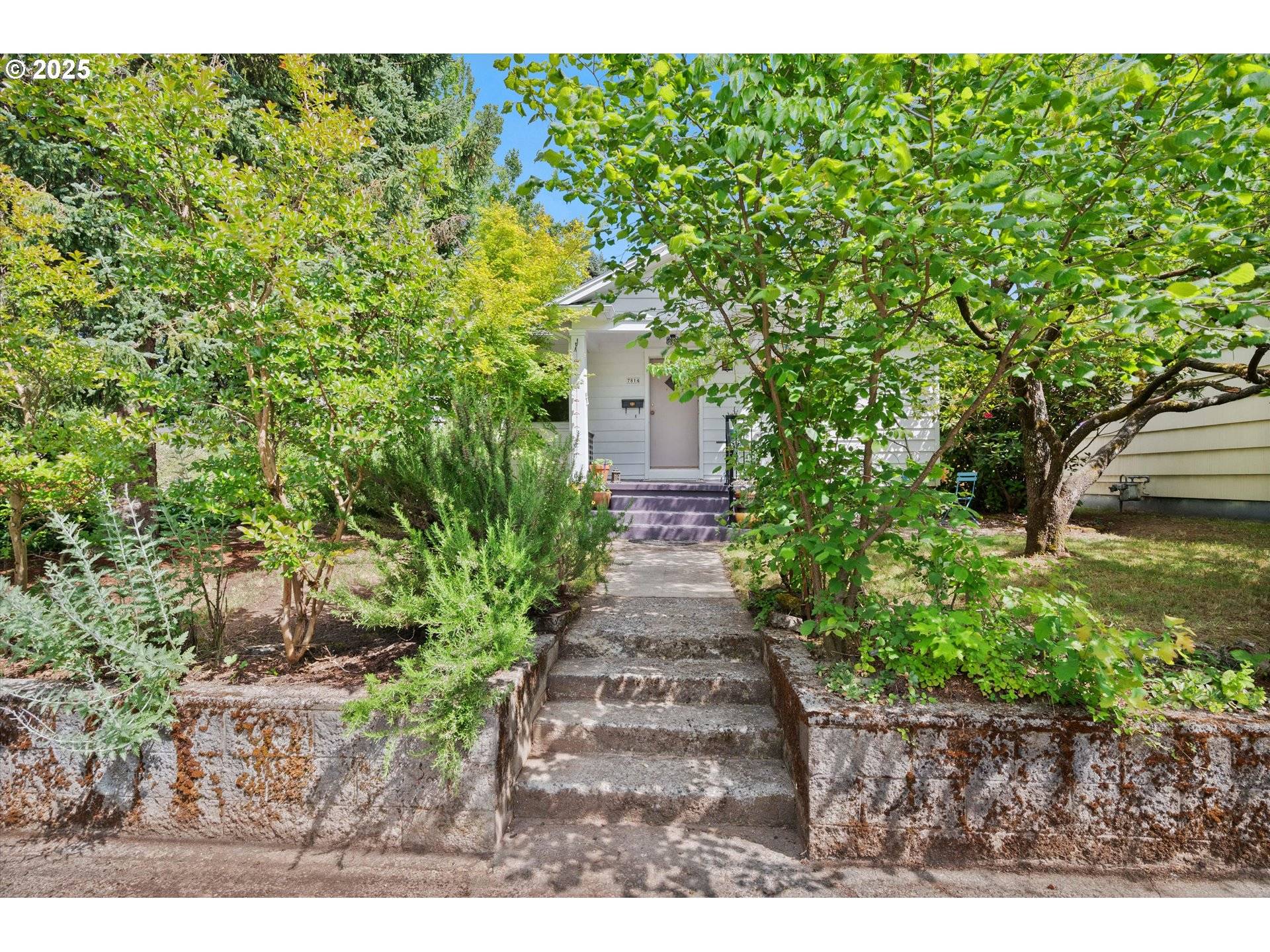 Portland, OR 97203,7814 N WALL AVE