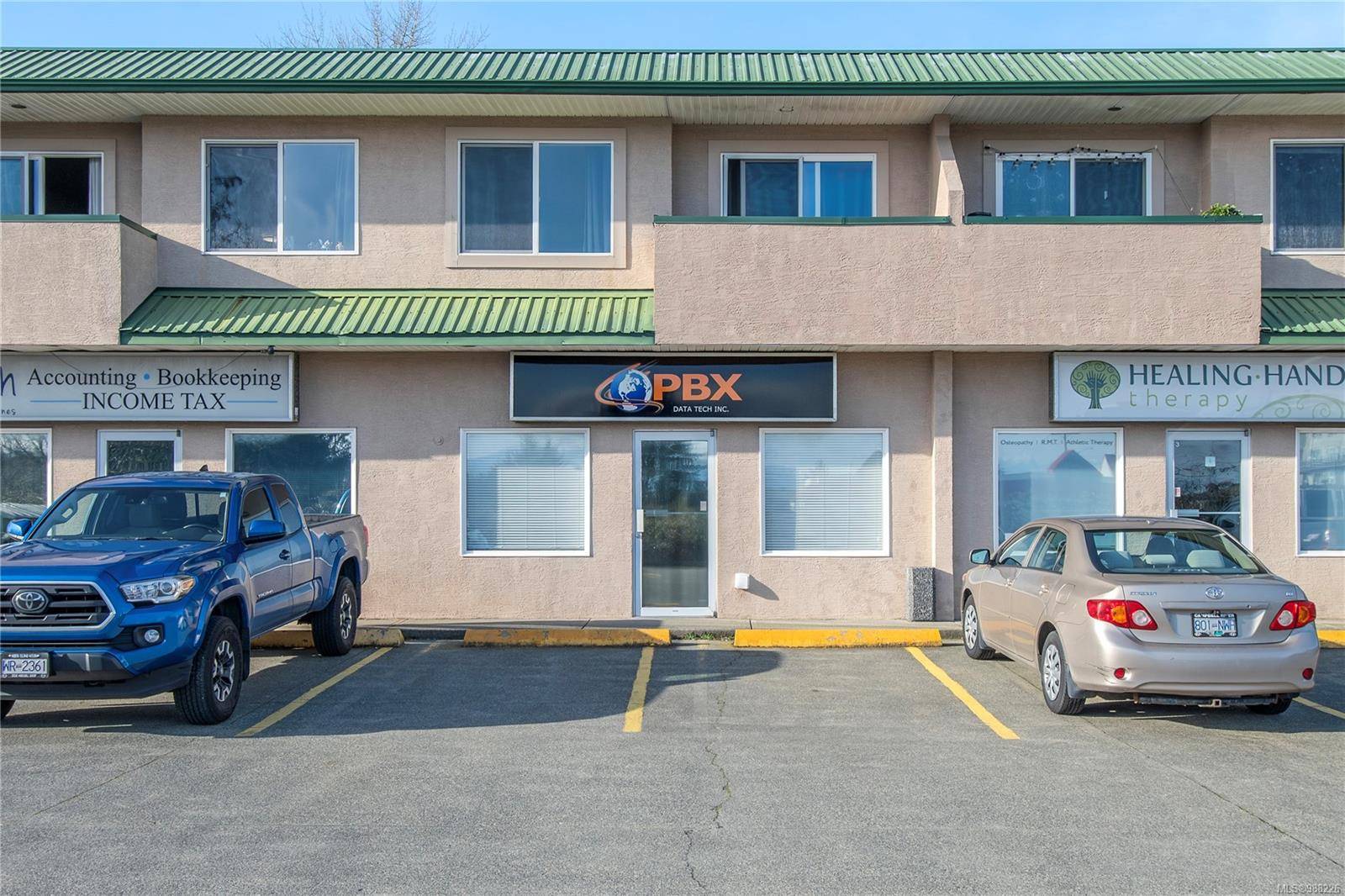 Campbell River, BC V9W 2Y5,522 Dogwood St S #2