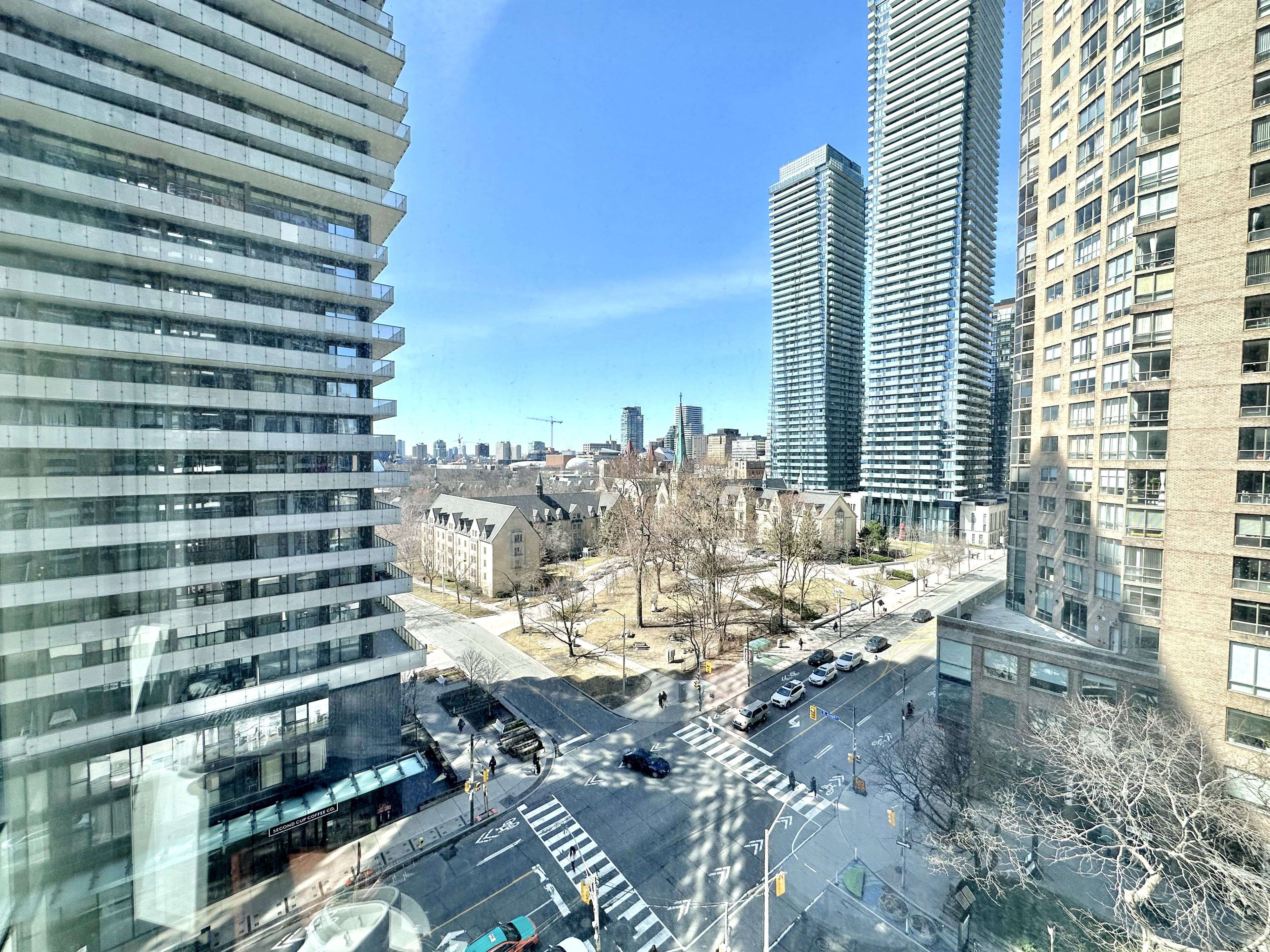 Toronto C01, ON M5S 3A6,1001 Bay ST #1019