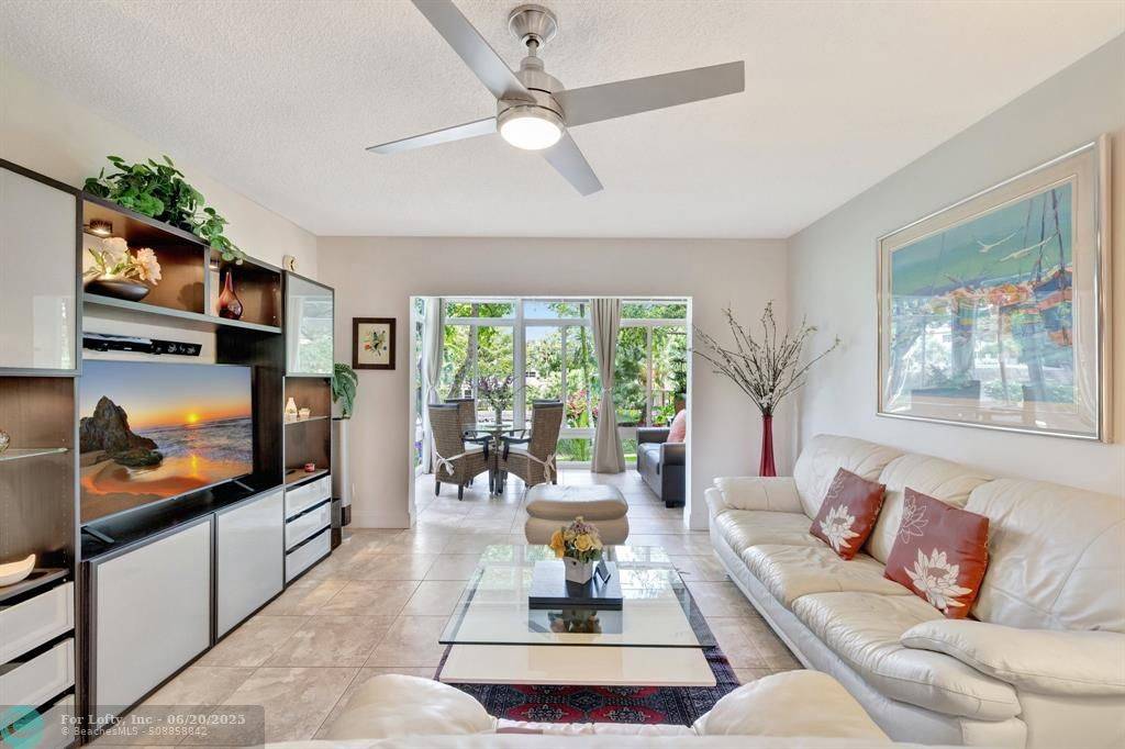 Lauderdale Lakes, FL 33313,5141 W Oakland Park Blvd  #209
