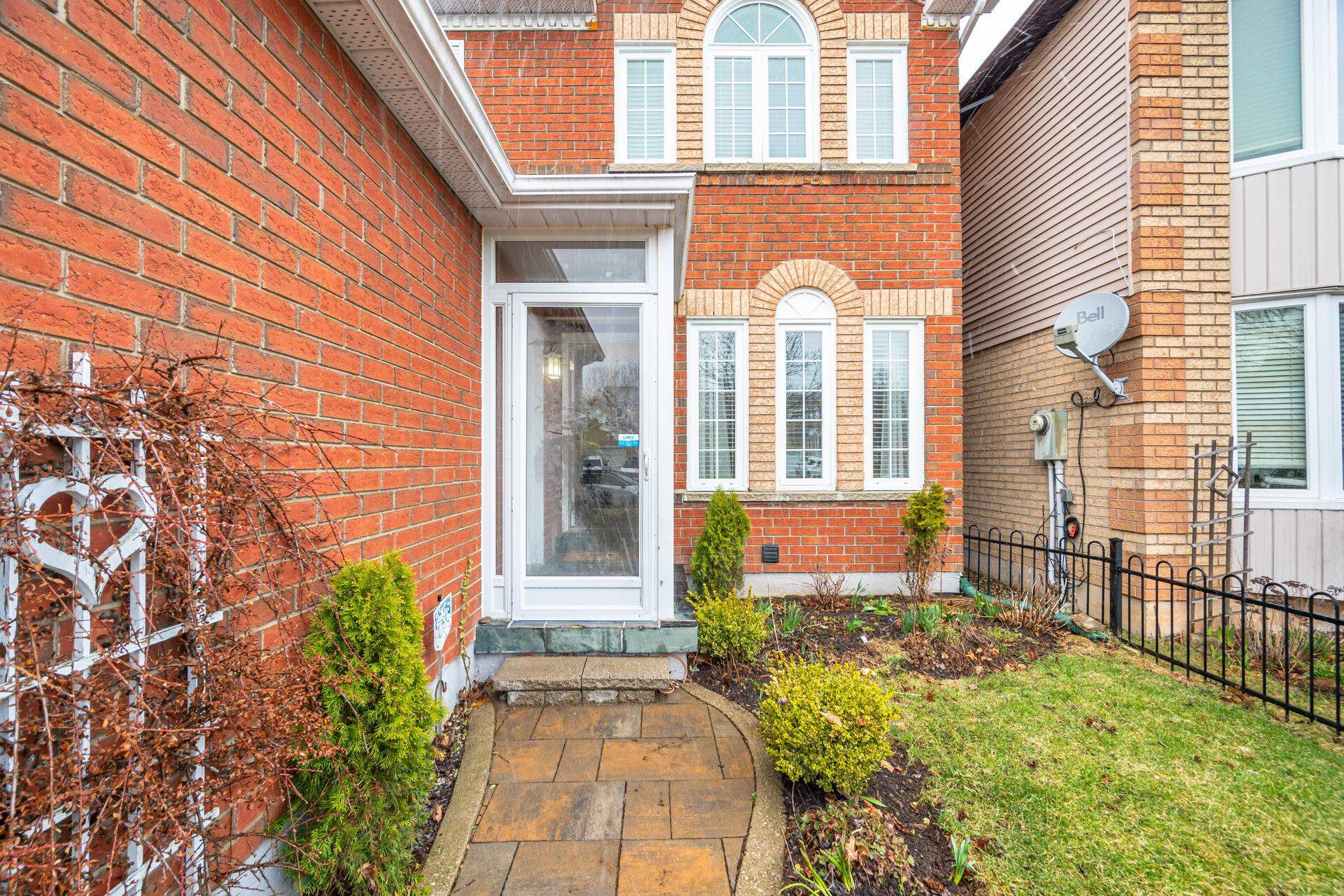 Halton Hills, ON L7J 2W9,27 Lasby LN