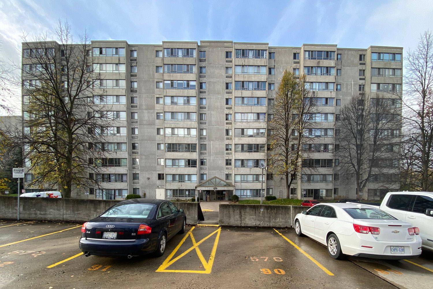 London North, ON N6H 4Z1,570 PROUDFOOT LN #1003