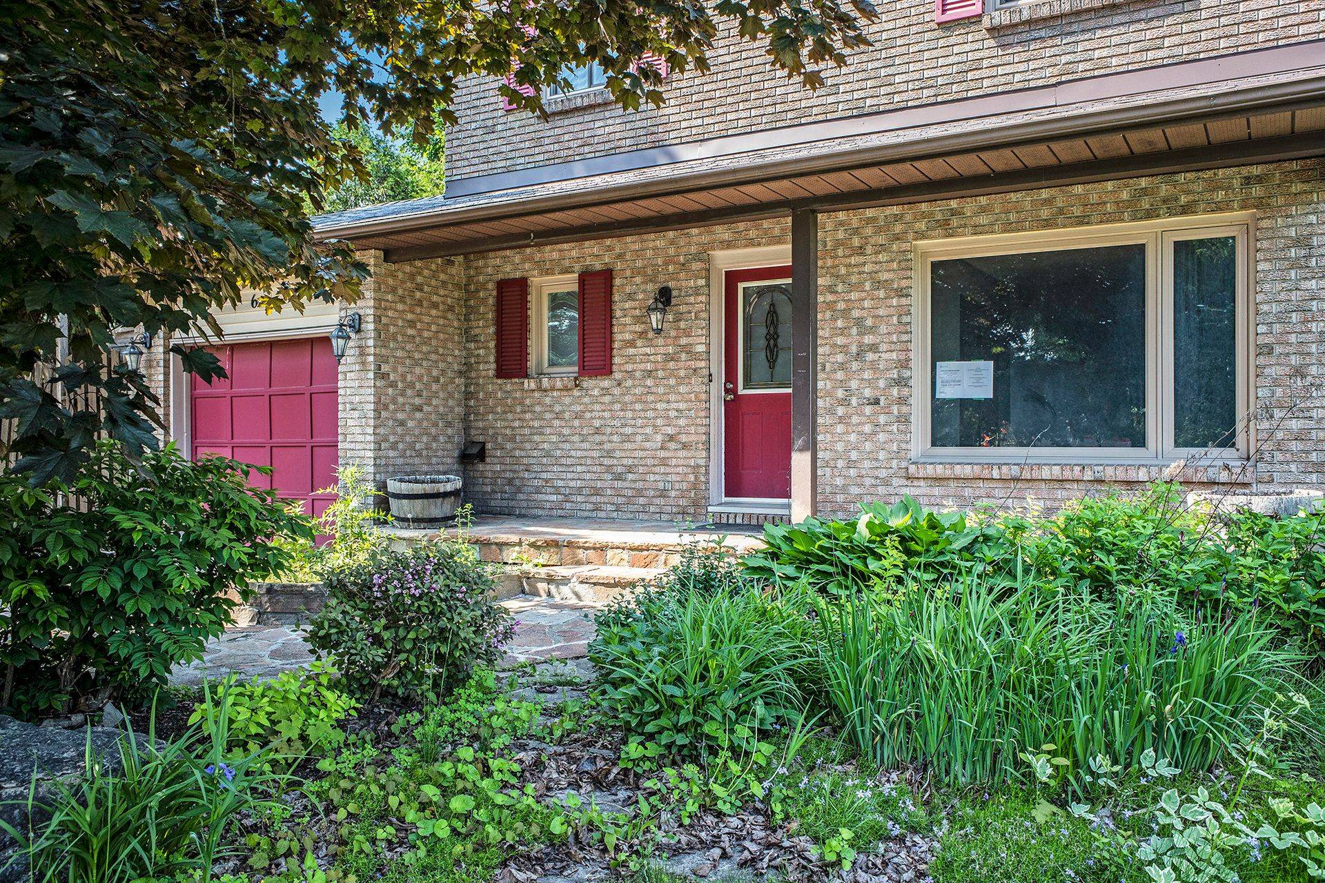 Stittsville - Munster - Richmond, ON K2S 1H6,6 Denham WAY