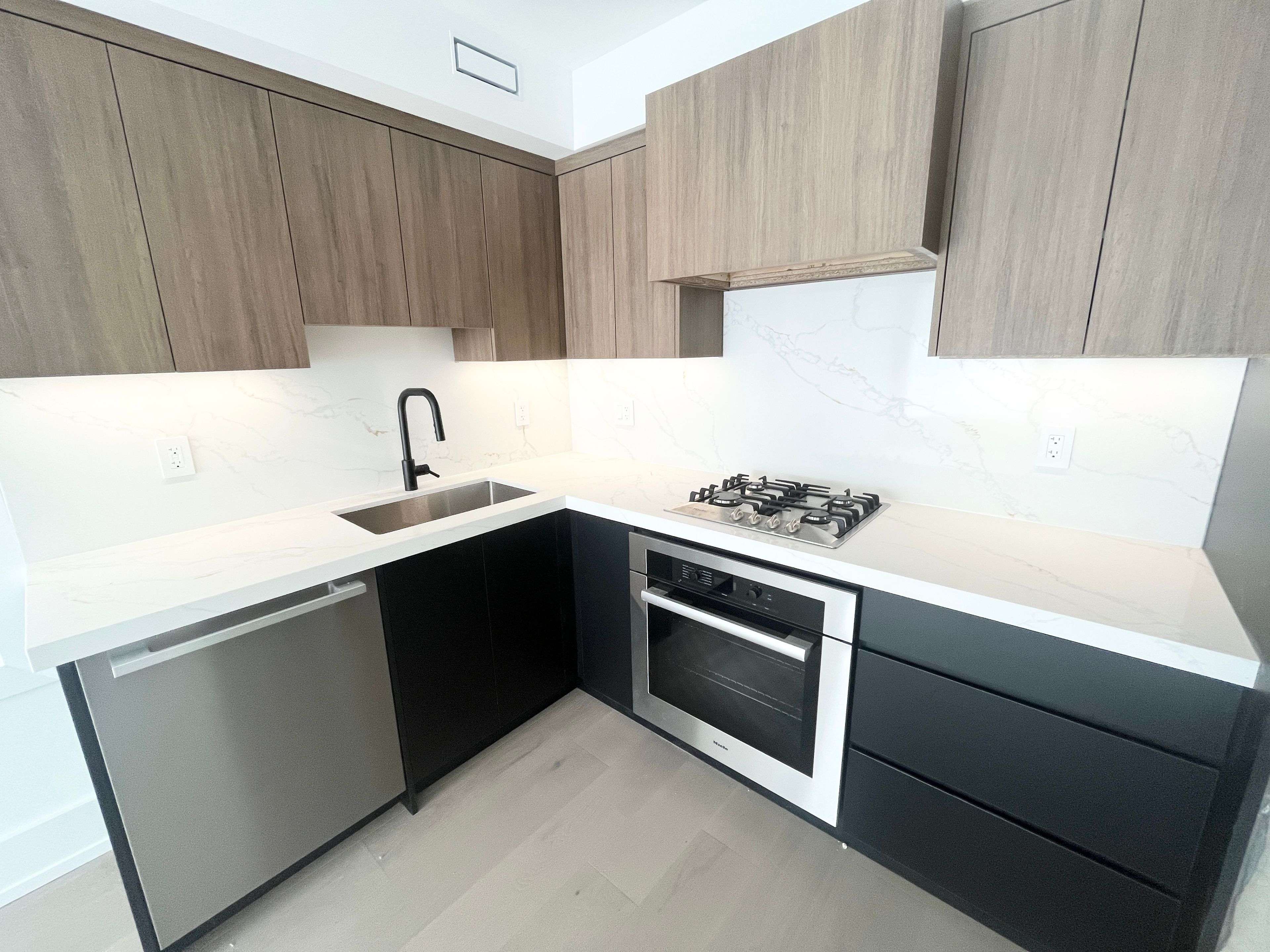 Toronto E03, ON M4J 4W5,171 Durant AVE #Unit 2