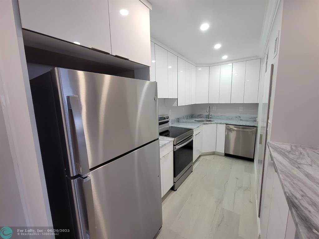 Fort Lauderdale, FL 33316,200 S Birch Rd #1205