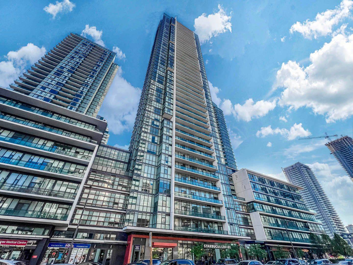 Mississauga, ON L5B 0E9,4070 Confederation Pkwy #509