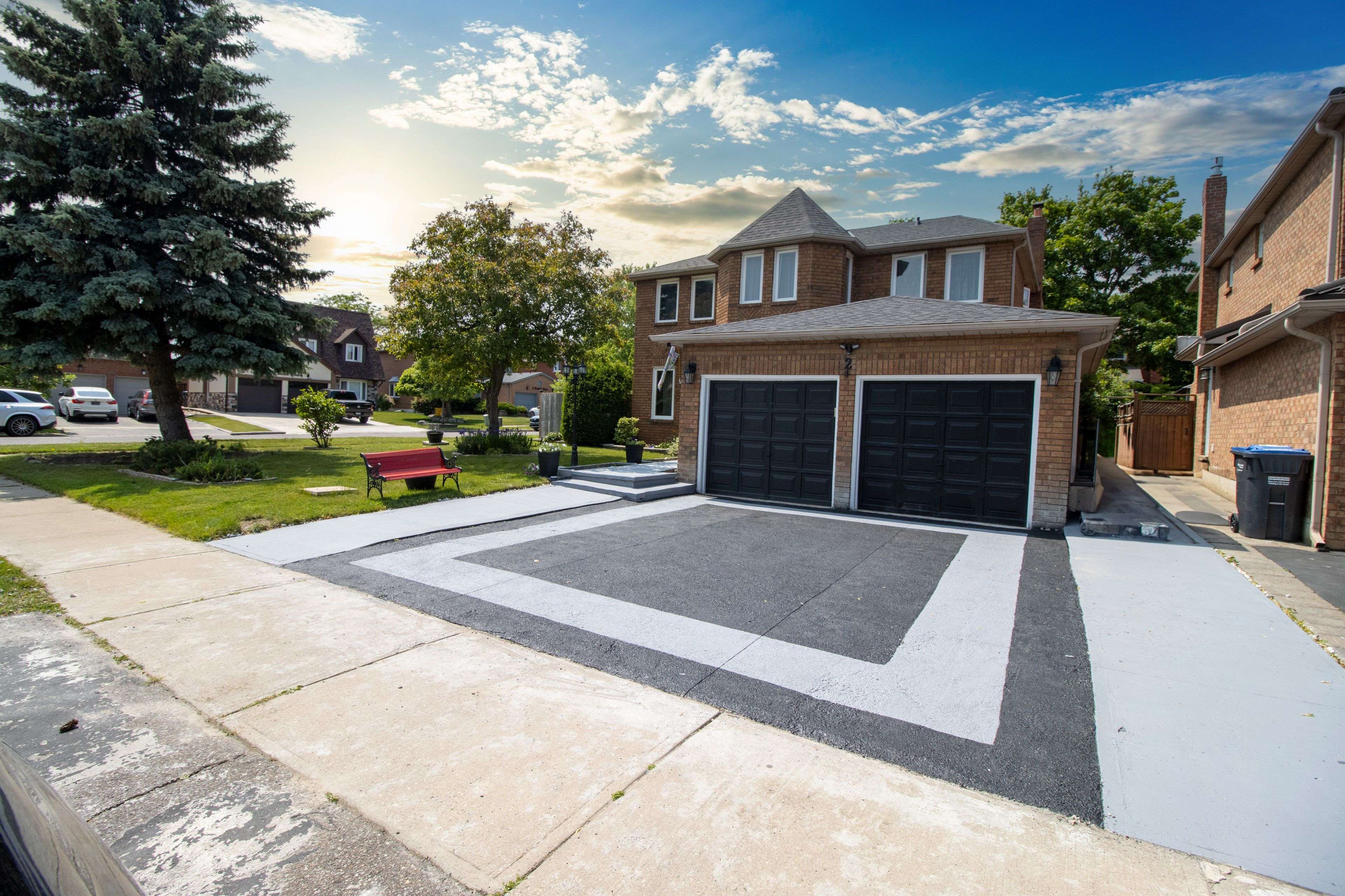 Brampton, ON L6X 3H5,2 Brydon CRES