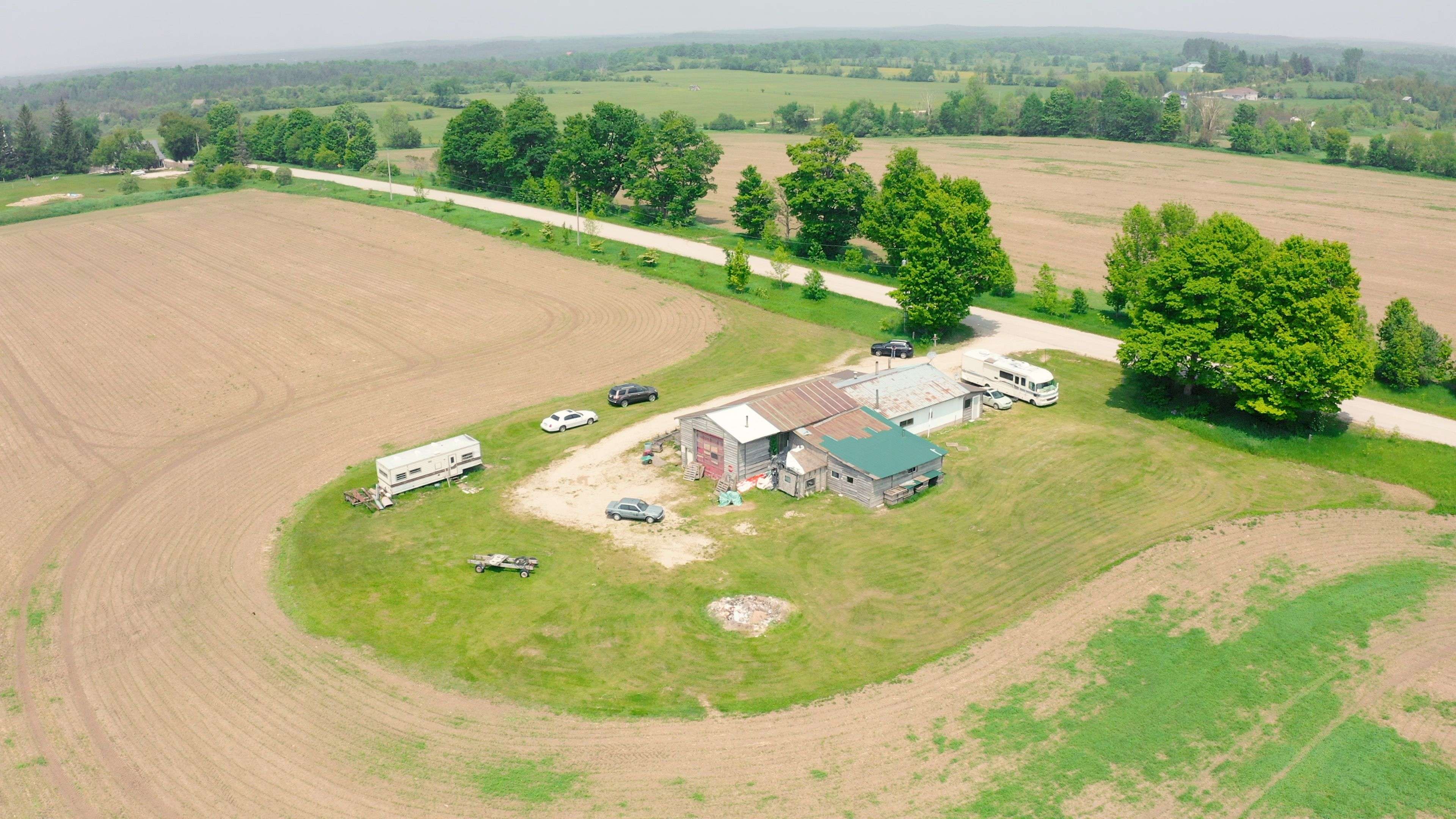 West Grey, ON N0C 1K0,493696 BAPTIST CHURCH RD