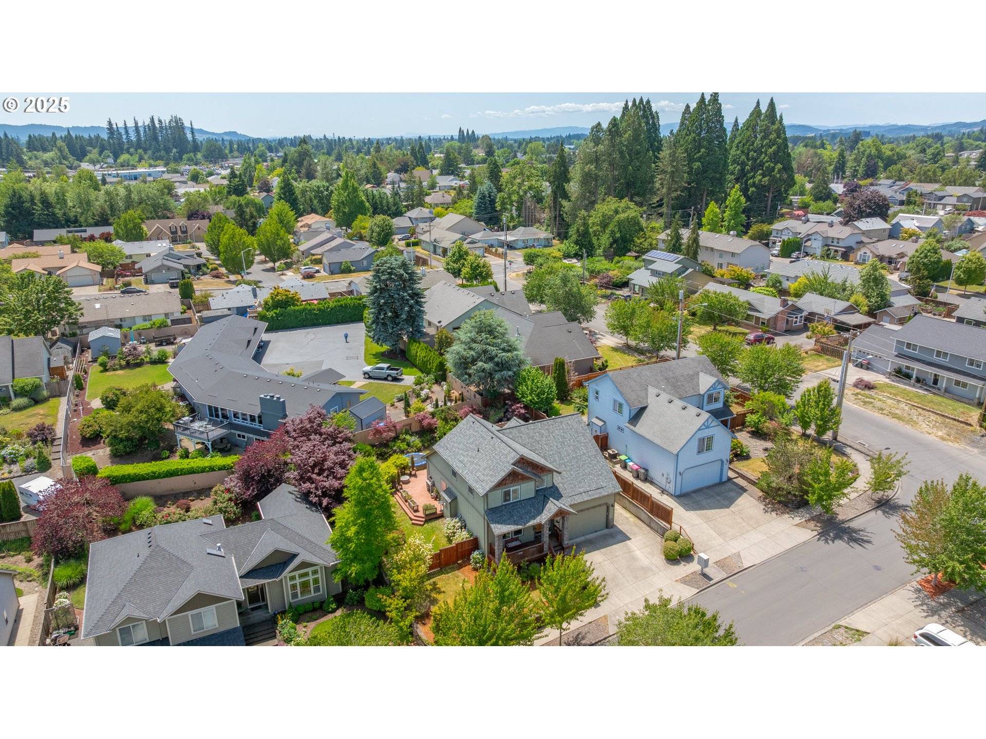 Mc Minnville, OR 97128,1724 NE LUCY BELLE ST