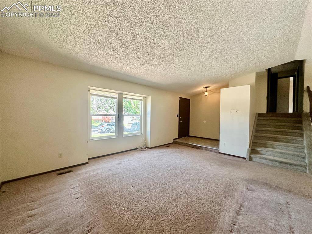 Colorado Springs, CO 80918,6305 Lange DR
