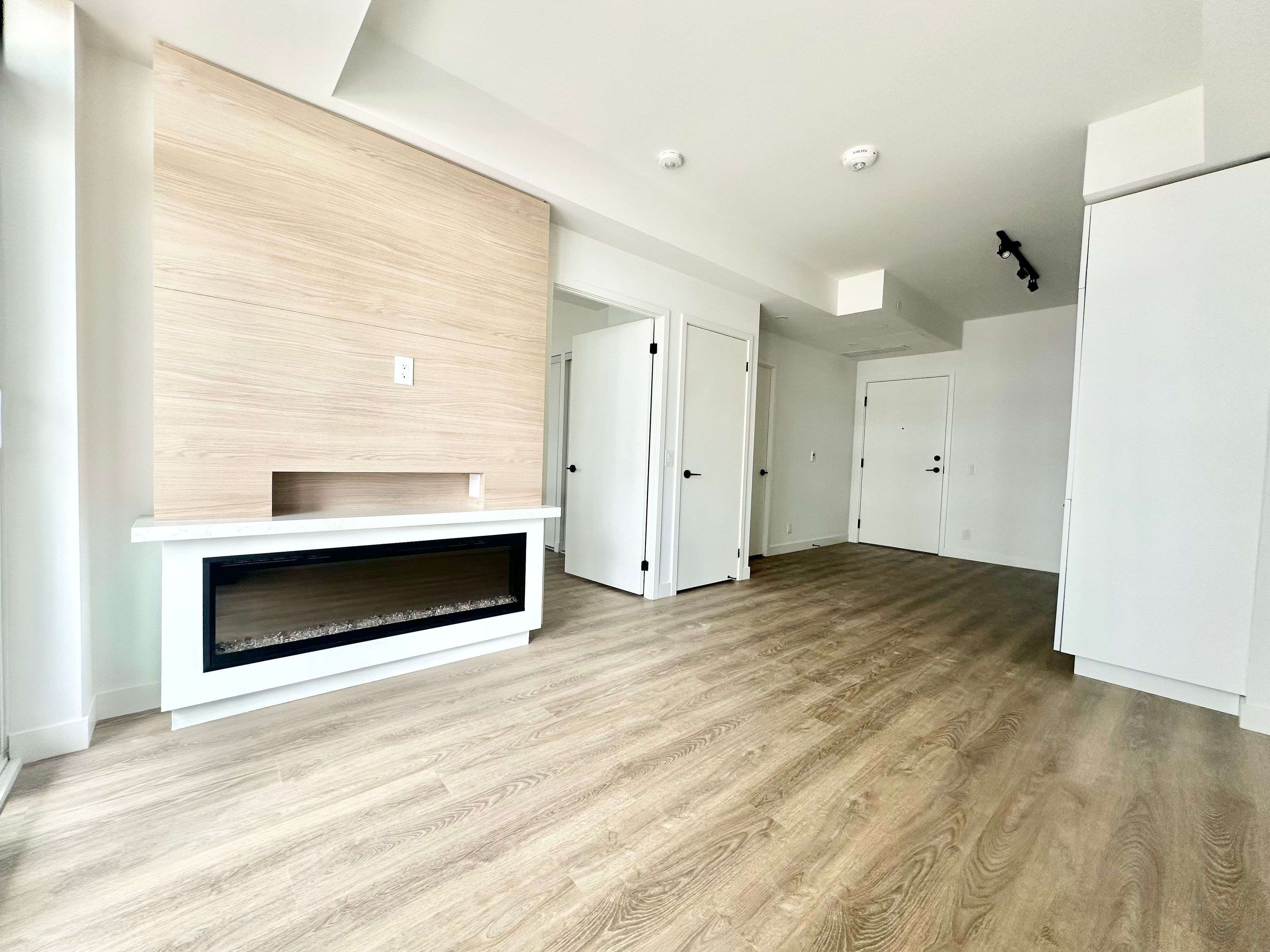 Toronto E02, ON M4L 0B7,1050 Eastern AVE #436