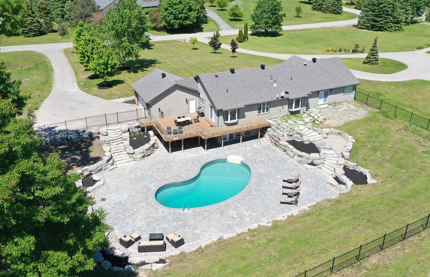 Uxbridge, ON L9P 1R4,23 Silver Spring CRES