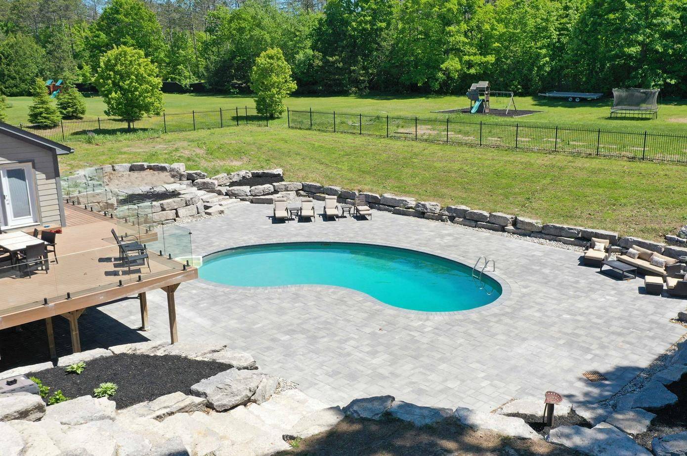 Uxbridge, ON L9P 1R4,23 Silver Spring CRES
