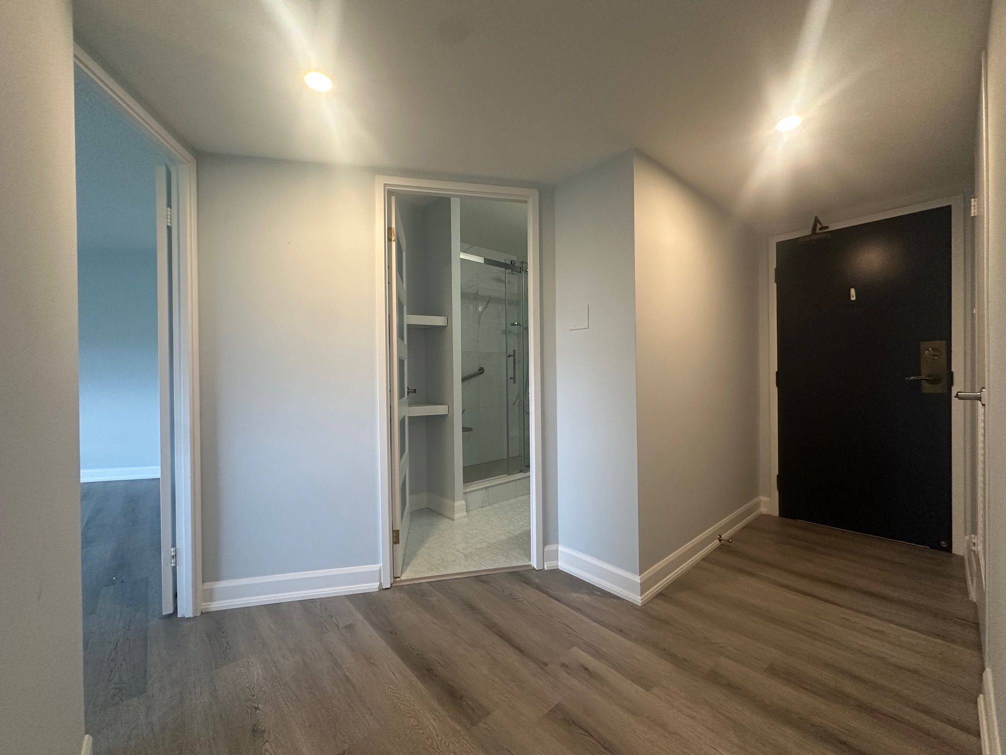 Mississauga, ON L4Y 3Z2,1300 Bloor ST #1705