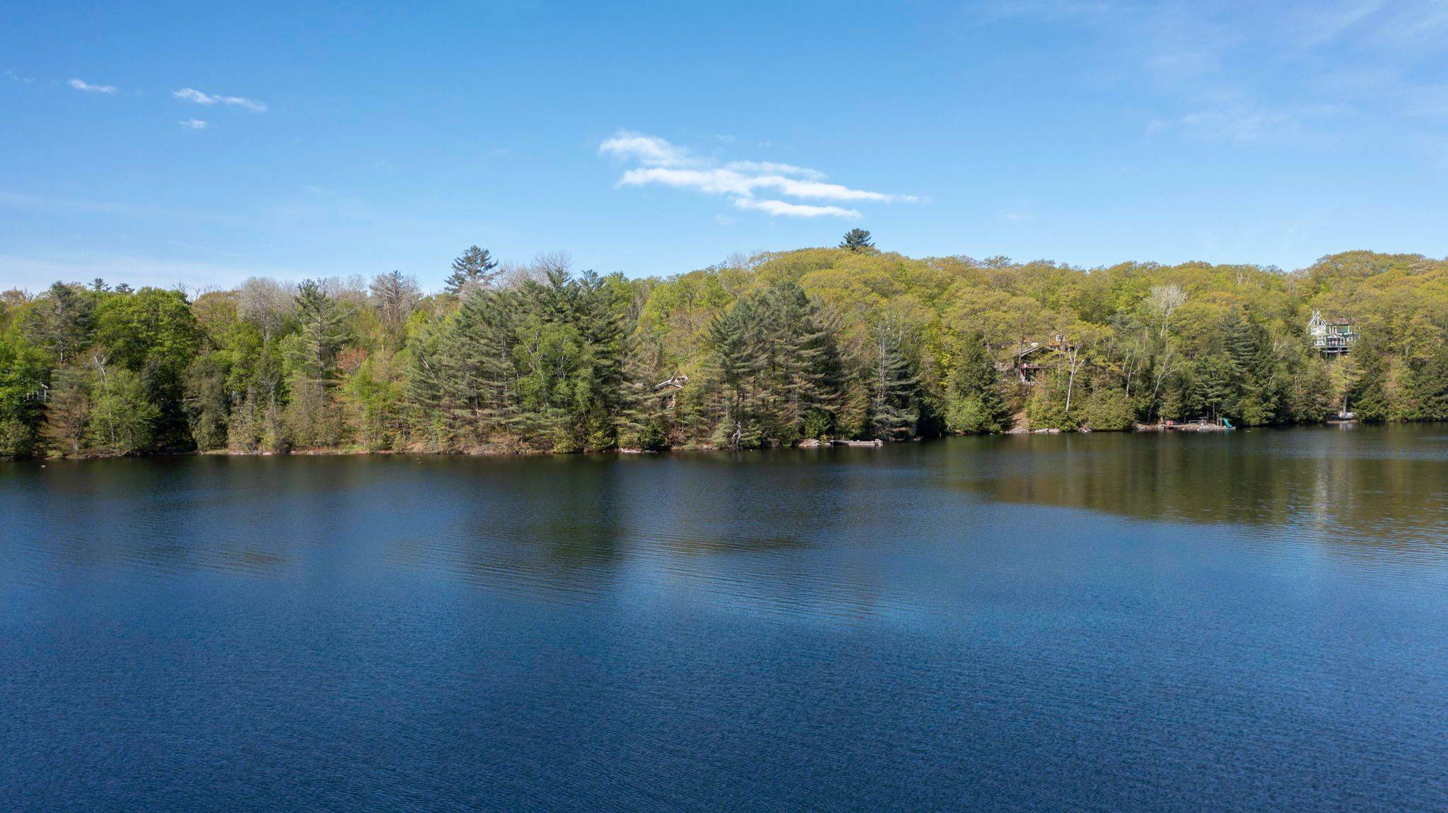 Seguin, ON P2A 2W8,14 Burnegie LN