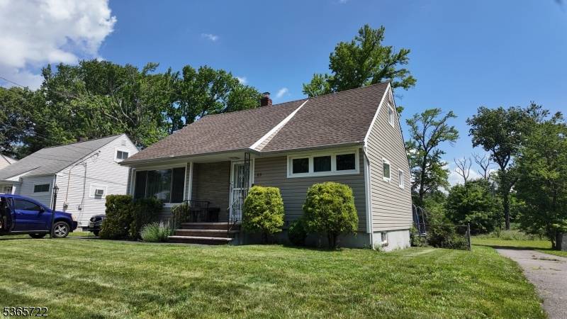 Roselle Boro, NJ 07203,65 Independence Dr