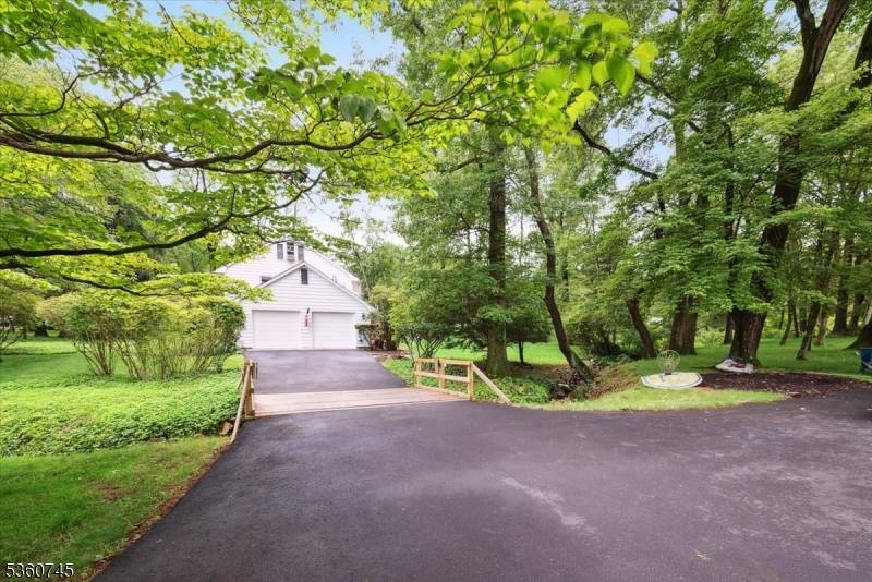 Watchung Boro, NJ 07069,42 Wildwood Ter