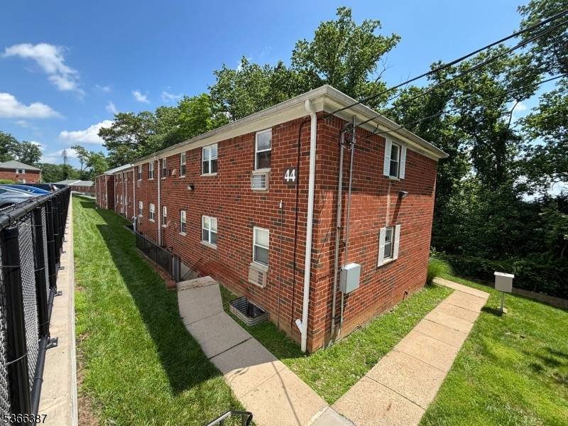Parsippany-troy Hills Twp., NJ 07950,2467 State Route 10 #1A