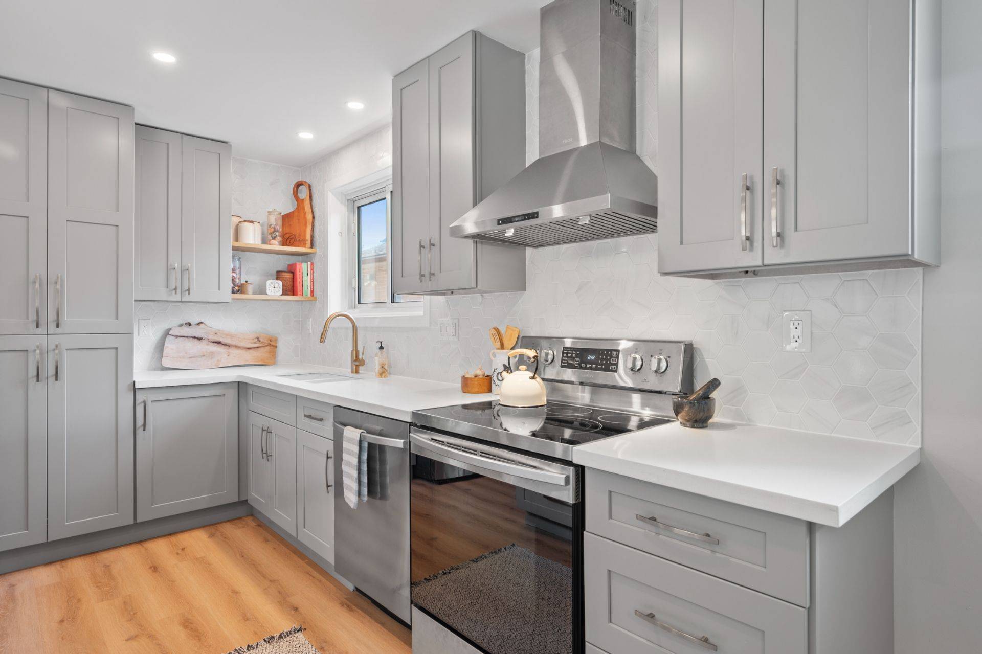 Toronto W08, ON M9C 4P5,19 Wellesworth DR