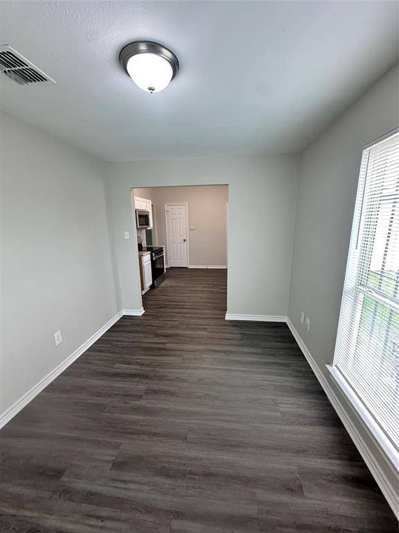 Dallas, TX 75241,7022 Forest Parkway