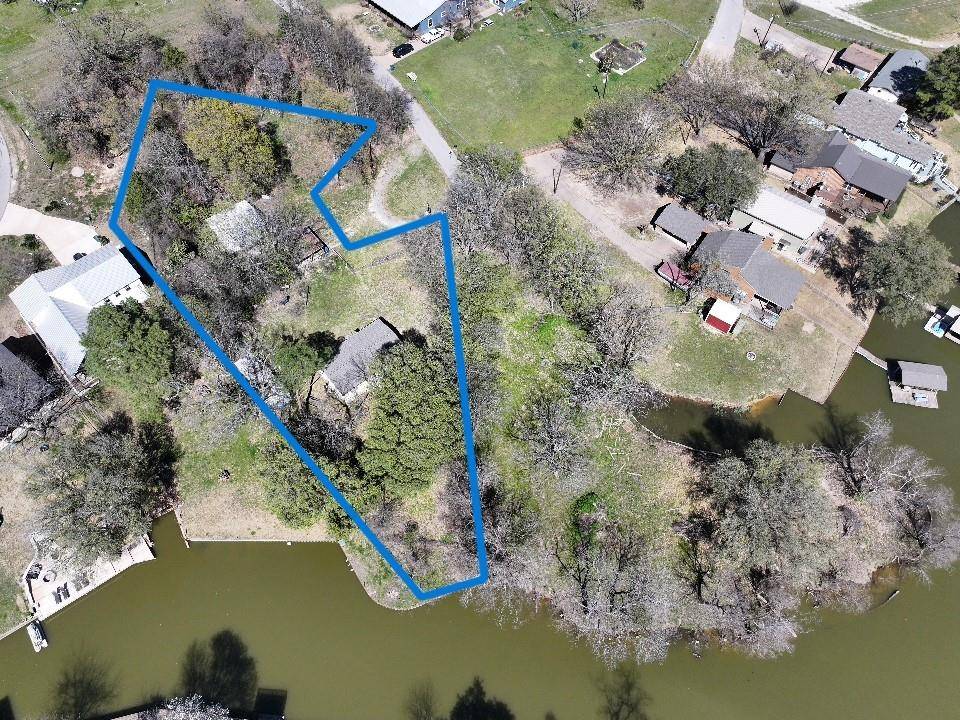 Tool, TX 75143,721 Molokai Court