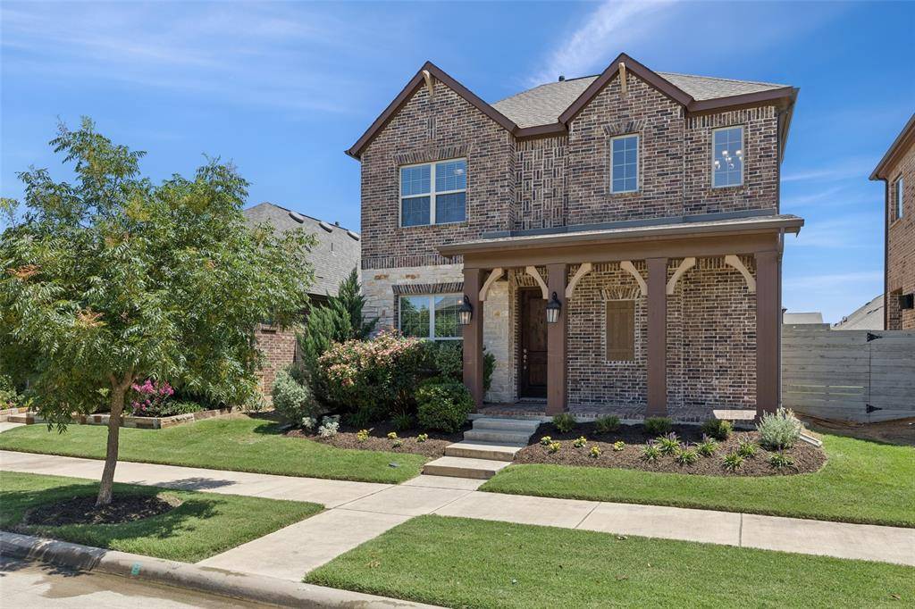 Argyle, TX 76226,905 Plaza Lane