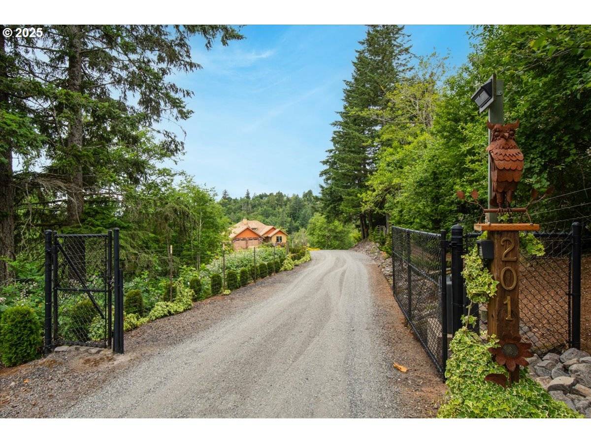Washougal, WA 98671,201 KENCO RD
