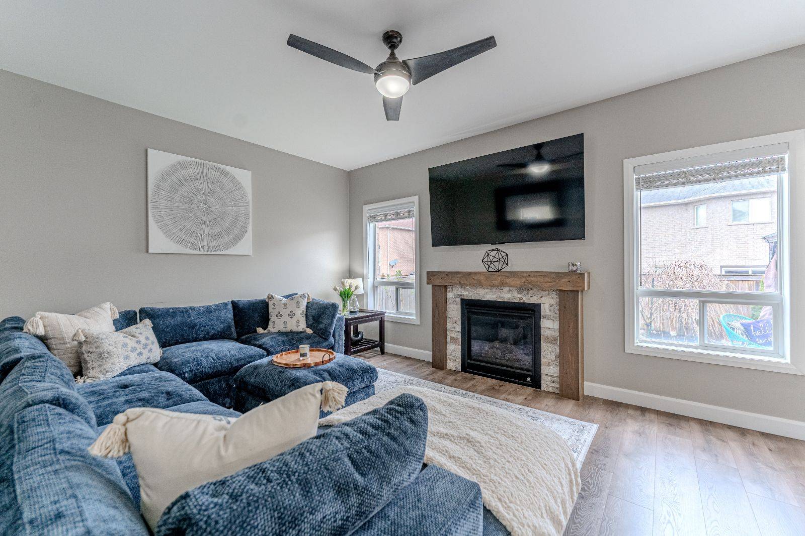 Barrie, ON L4M 0A8,44 Tudor CRES