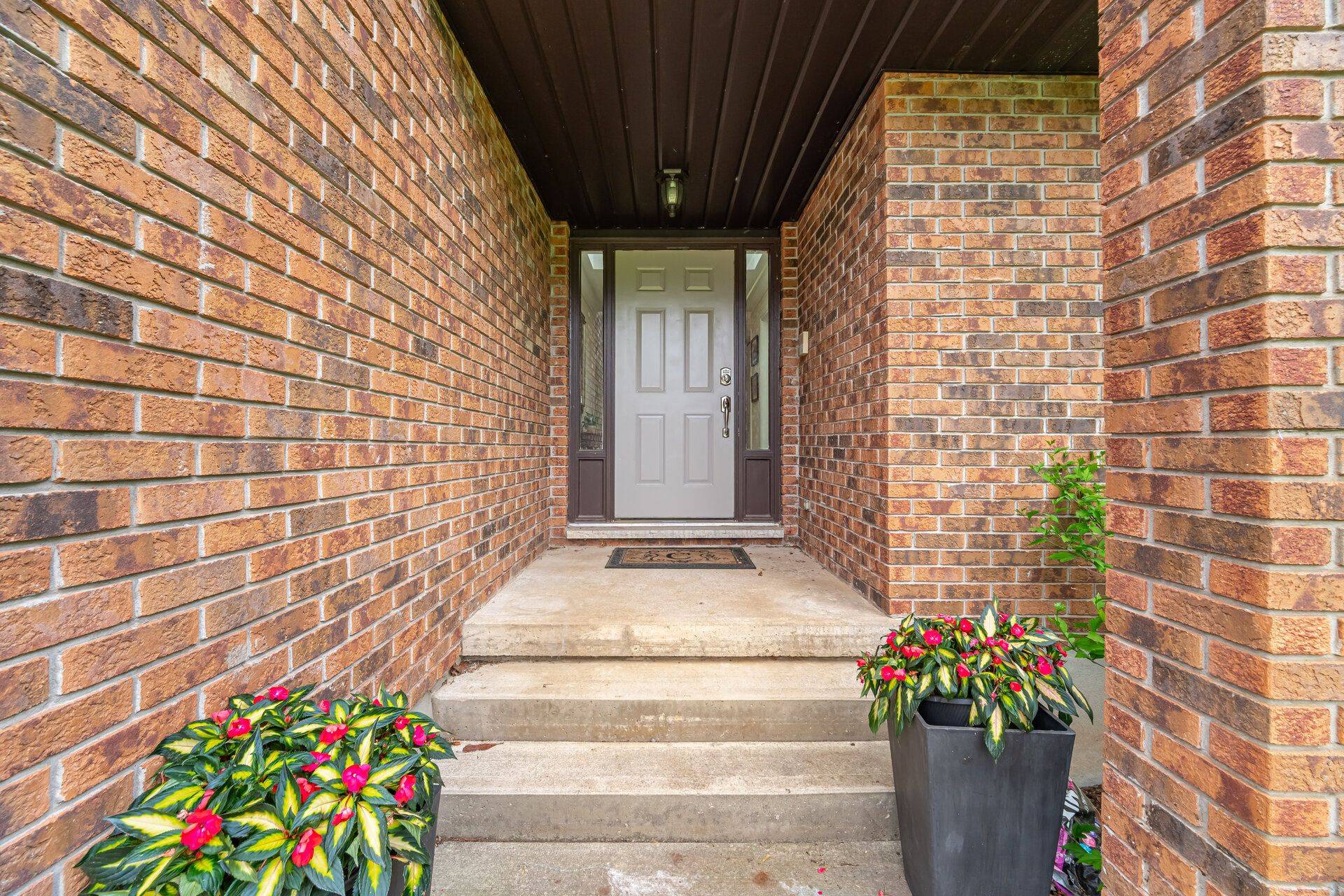 Halton Hills, ON L7G 4S4,12130 Eighth Line