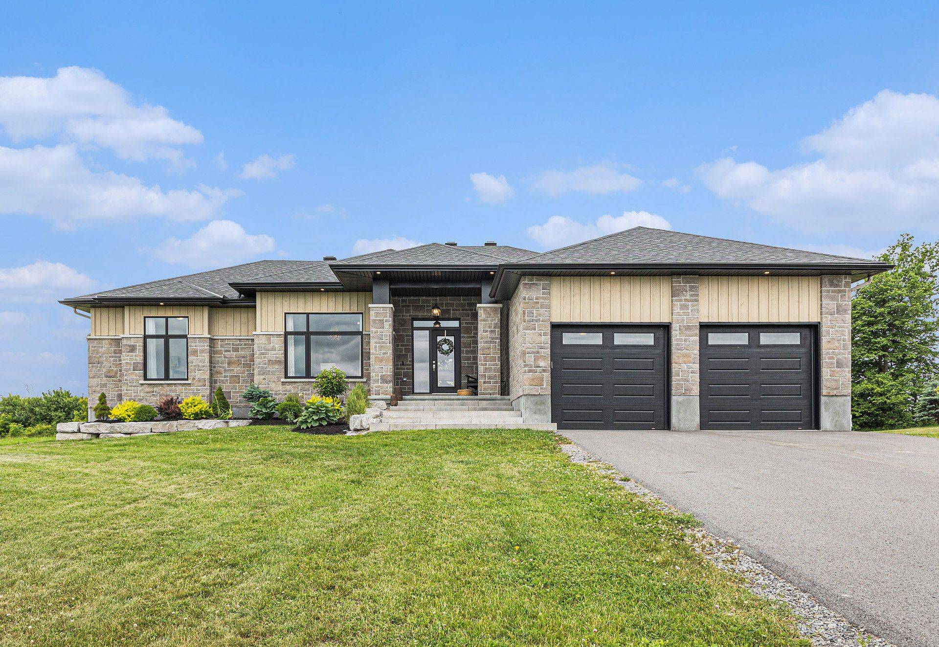 Stittsville - Munster - Richmond, ON K0A 1B0,408 Gaelic Glen RDG