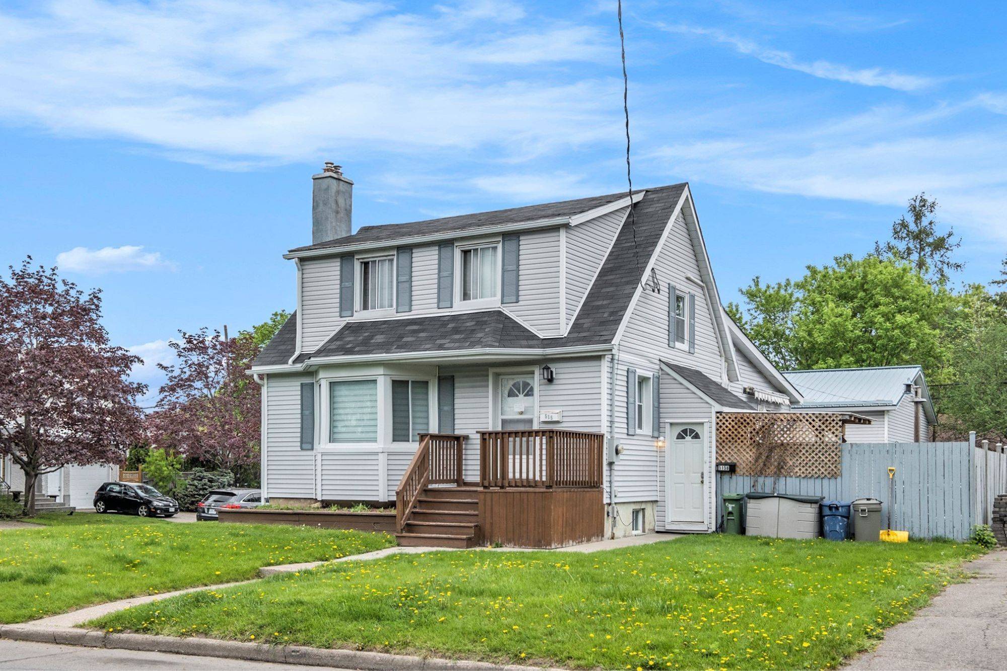 Overbrook - Castleheights And Area, ON K1K 1B8,515 Guy ST
