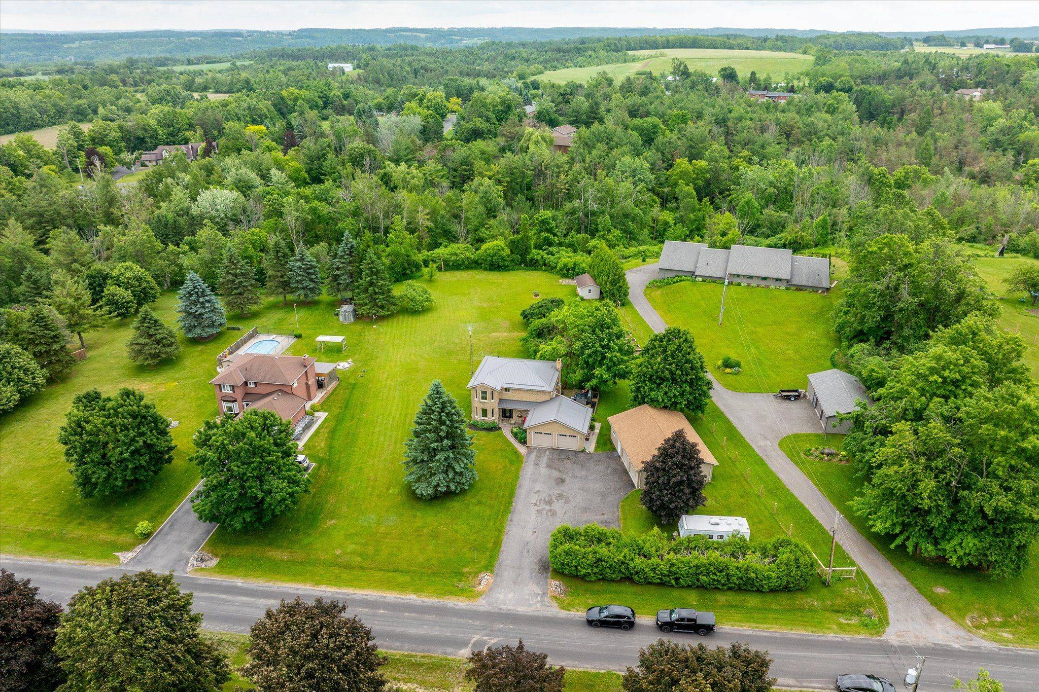 Cavan Monaghan, ON L0A 1G0,44 Valleyview DR