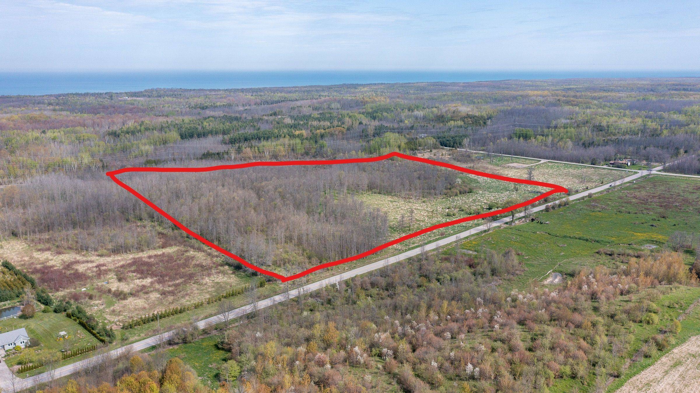 Kincardine, ON N0H 2C5,Na Bruce Rd 33 RD