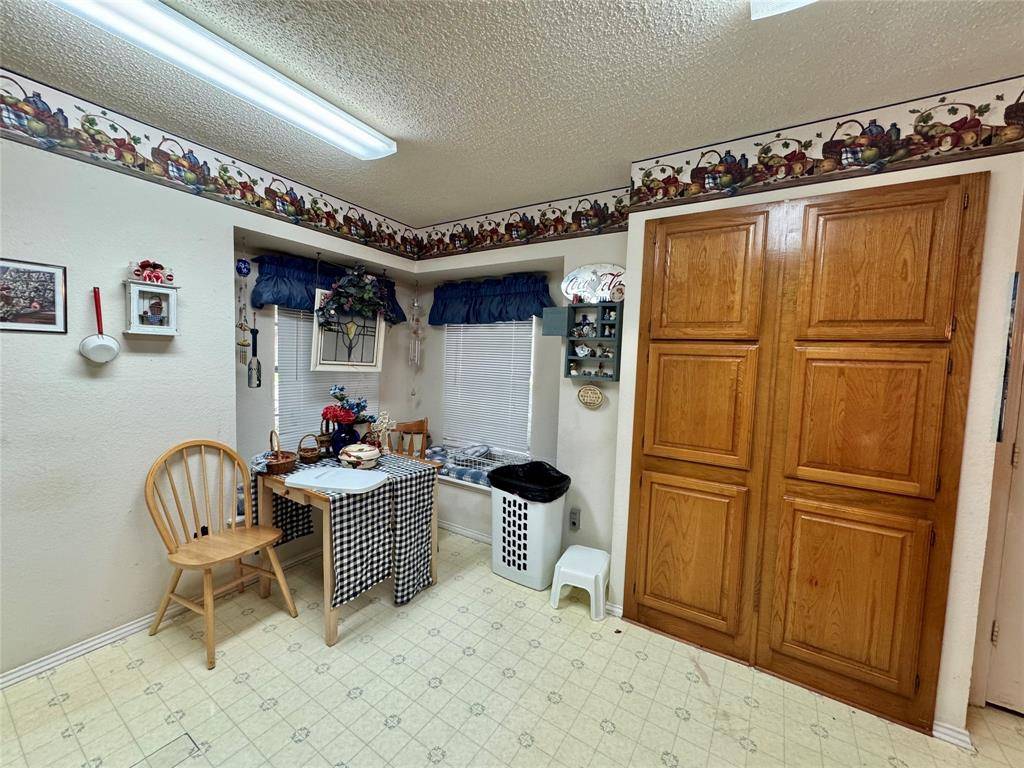 Arlington, TX 76001,6715 Copperwood Court